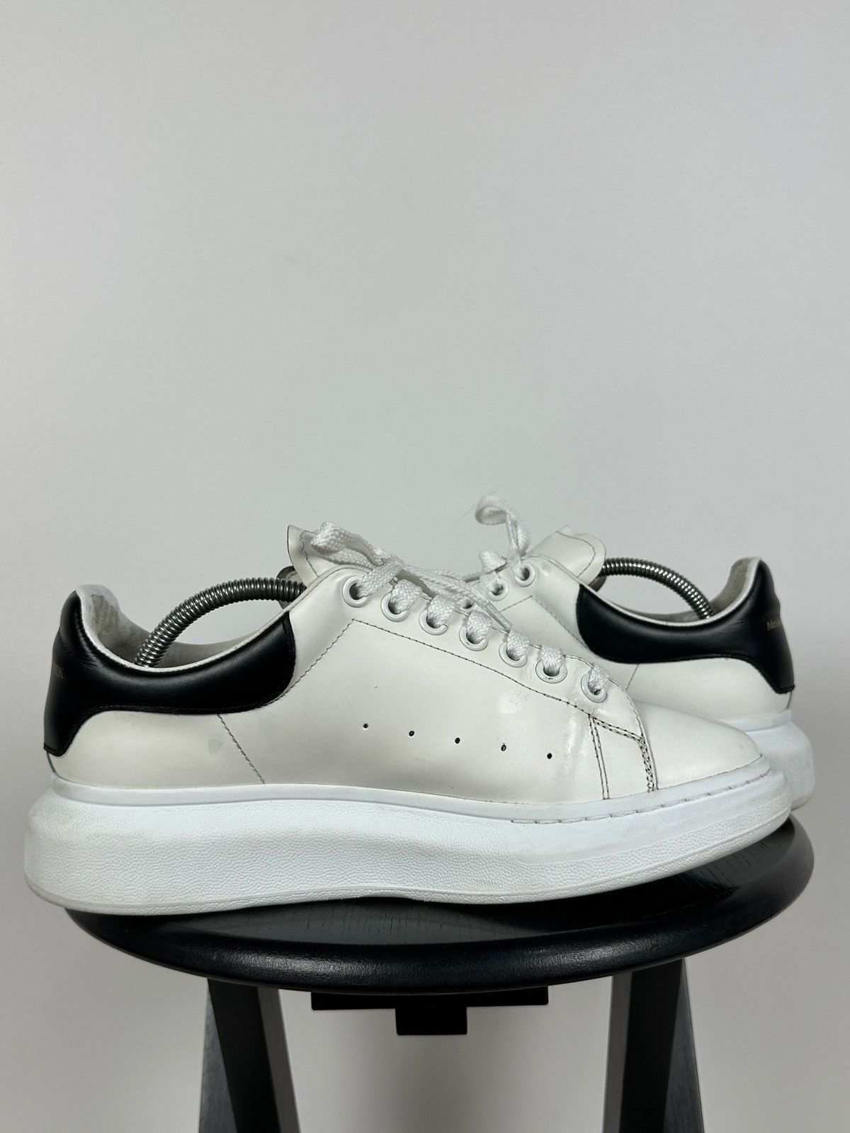 Alexander McQueen Alexander McQueen Oversized White Leather Sneakers Size US 9.5 / EU 42-43 - 7 Thumbnail