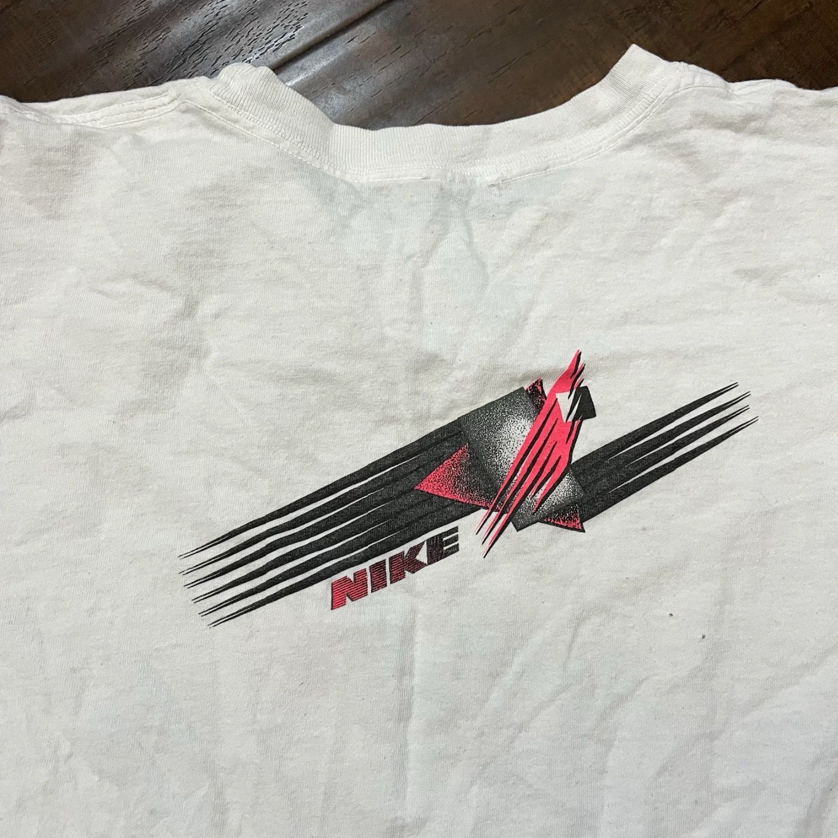 Nike VINTAGE 80s Nike Swoosh Graphic T-Shirt White L Mens 90s Tennis Size US L / EU 52-54 / 3 - 5 Thumbnail