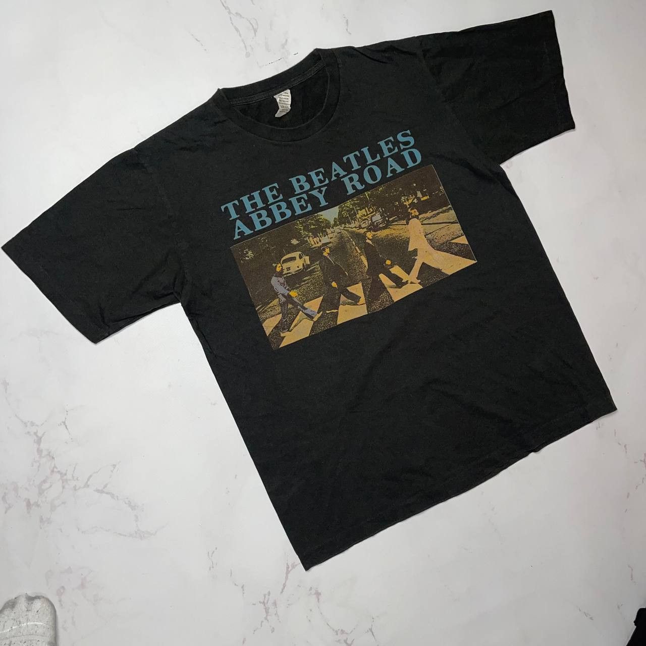 Vintage Vintage The Beatles Abbey Road Men's T-Shirt Size L. Size US L / EU 52-54 / 3 - 3 Thumbnail