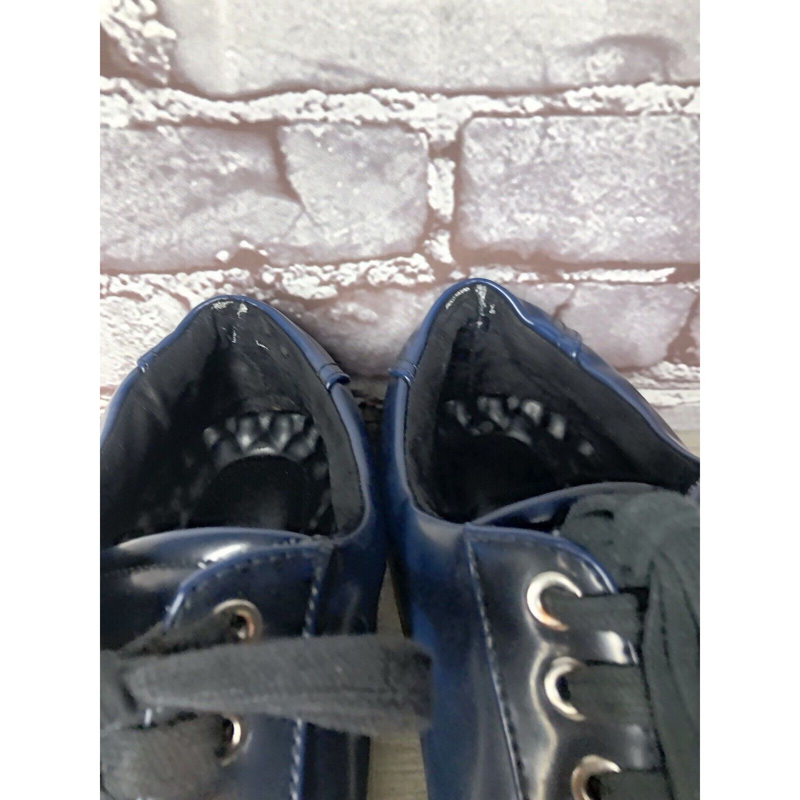 Karl Lagerfeld KARL LAGERFELD Navy Blue Patent Leather Lace Up Sneakers Sho Size US 9 / EU 42 - 2 Thumbnail