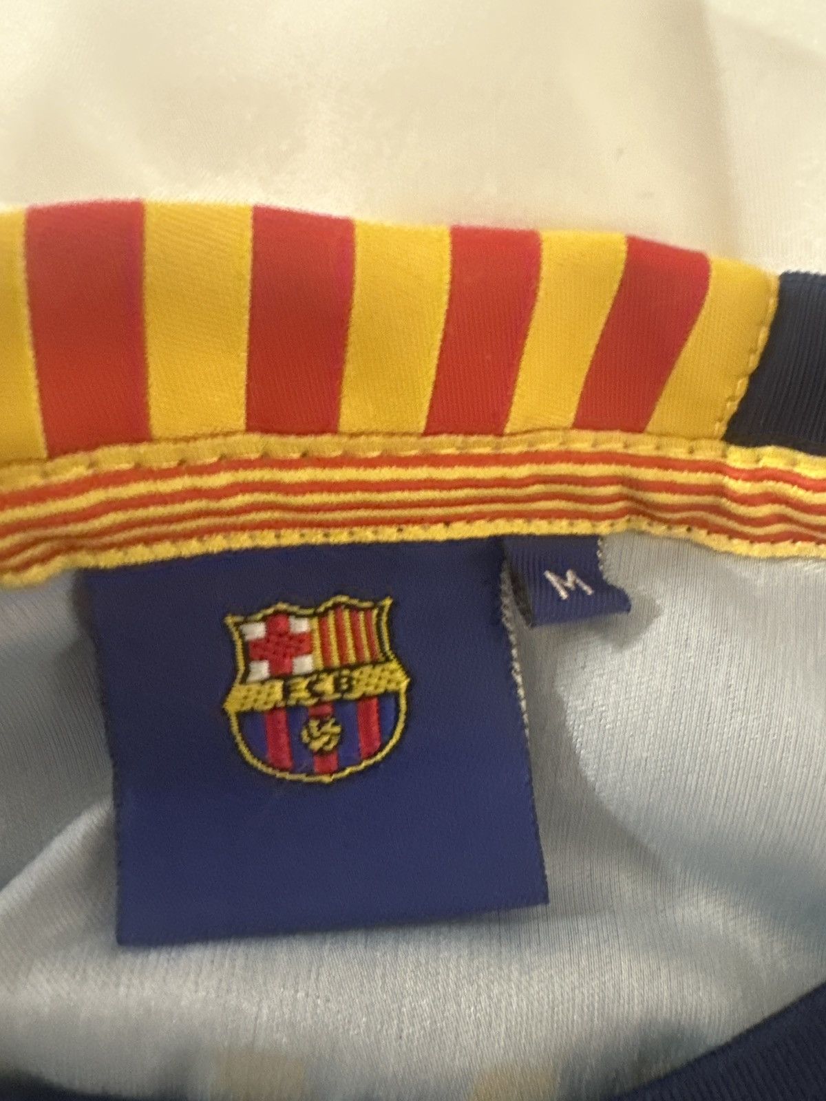 Other FC Barcelona Neymar Jr #11 Home Jersey Size US M / EU 48-50 / 2 - 3 Thumbnail