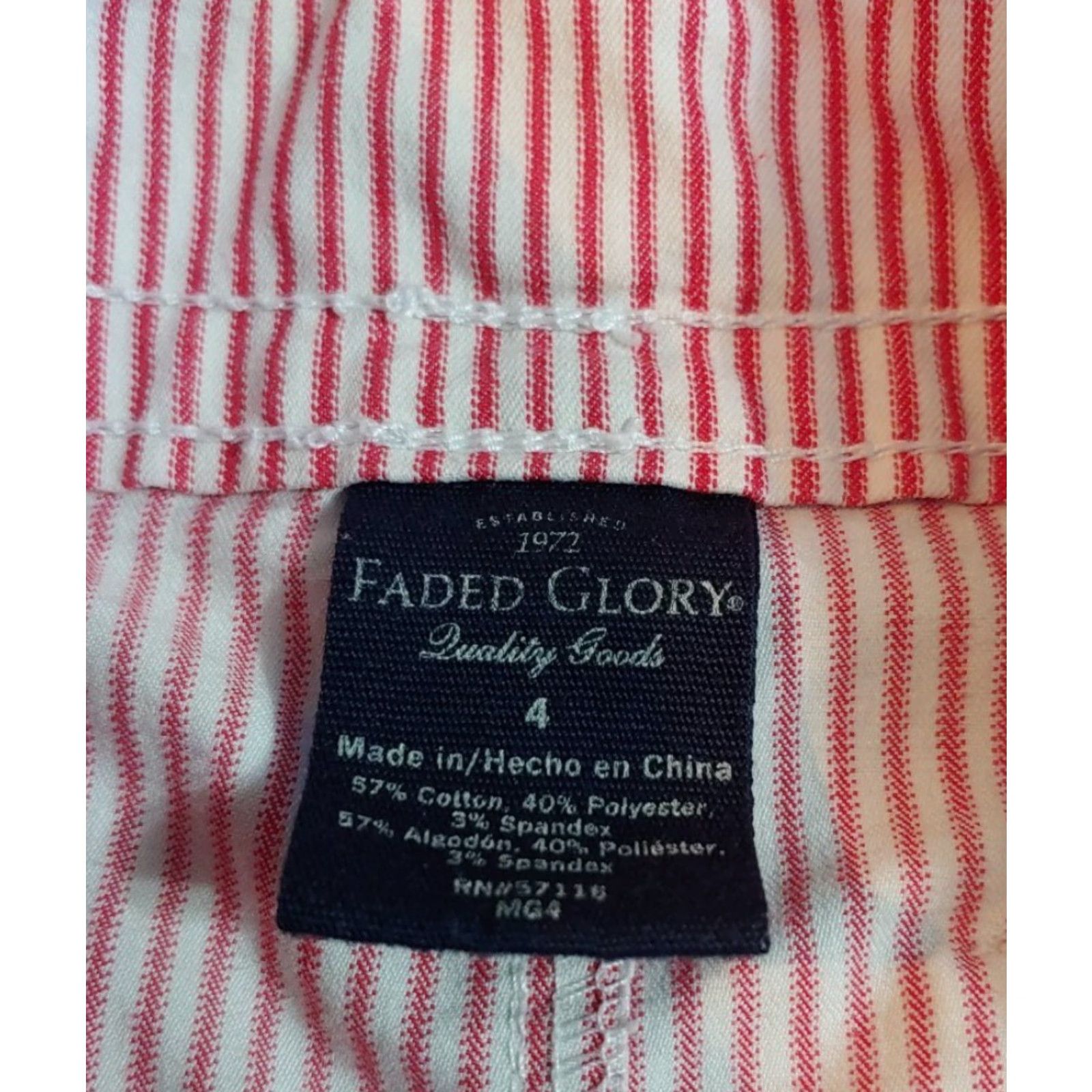 Faded Glory Faded Glory Shorts Womens 4 Pocket Zip Pockets Red White Stripe Cotton Blend Chino Casual 4 Regular Multicolor Womens Size 27" / US 4 / IT 40 - 3 Thumbnail