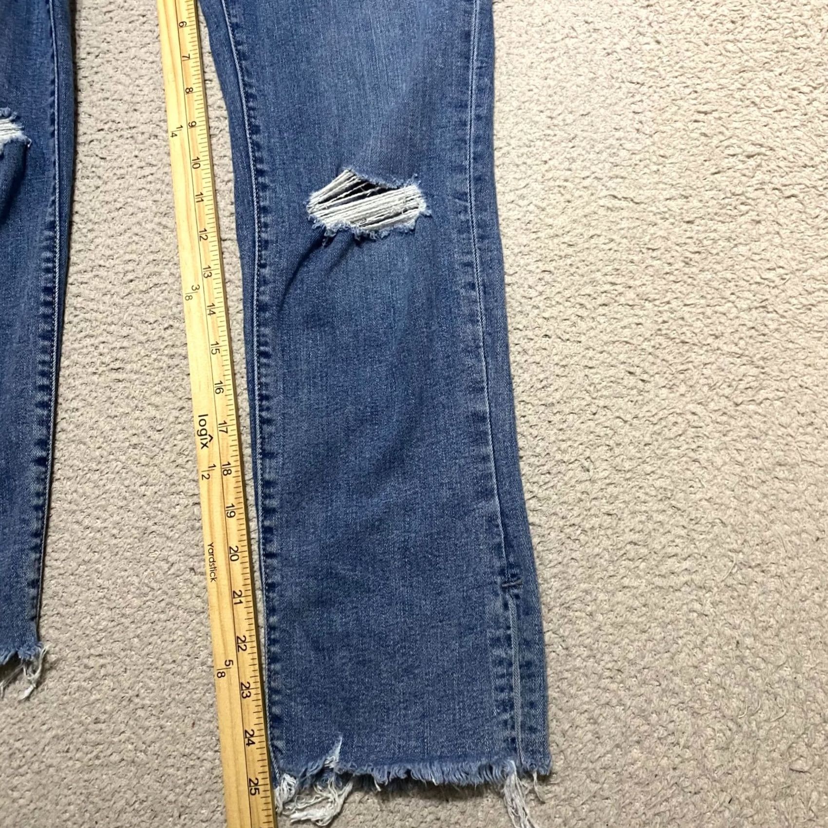 Levi's Levi's Jeans Womens sz 26 Blue Denim Medium Wash High Rise Straight Raw Hem Size 26" / US 2 / IT 38 - 7 Thumbnail