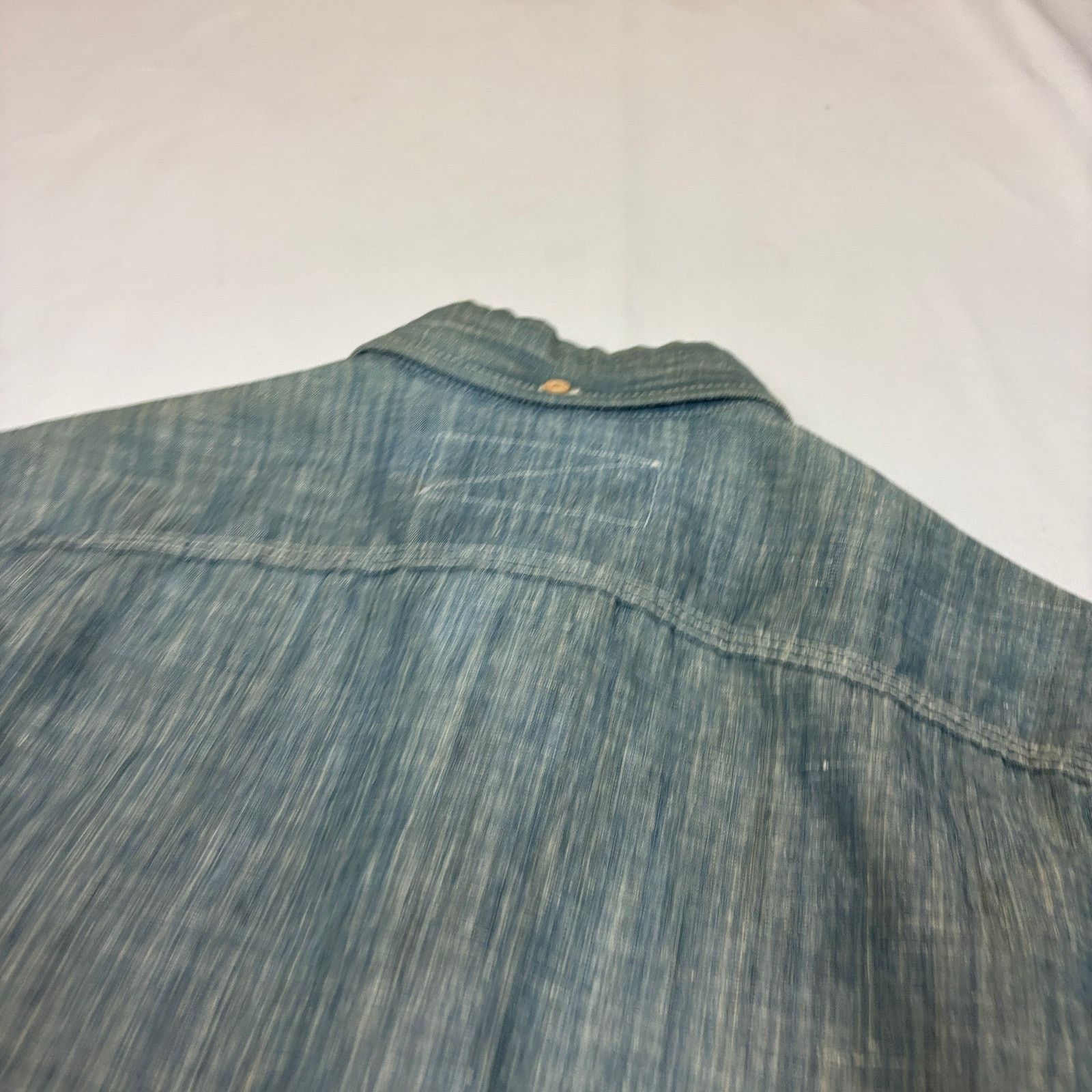 Rogue Territory Work Shirt Men's Medium Chambray Selvedge