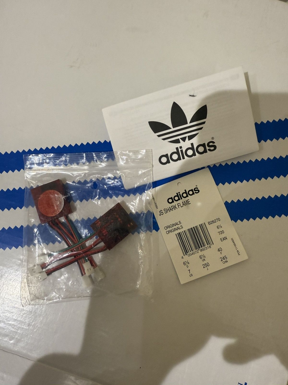 Adidas × Jeremy Scott JS Flame fin Size US 7 / EU 40 - 7 Thumbnail