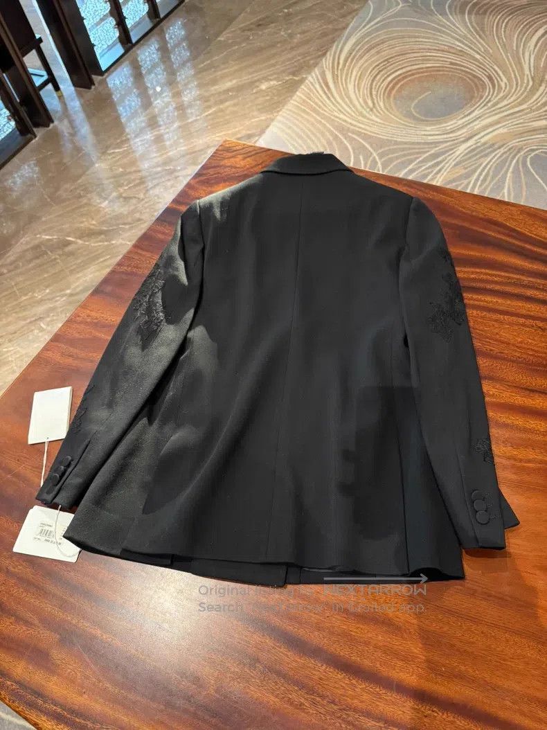 Valentino Valentino Black blazer Size 44S - 5 Thumbnail