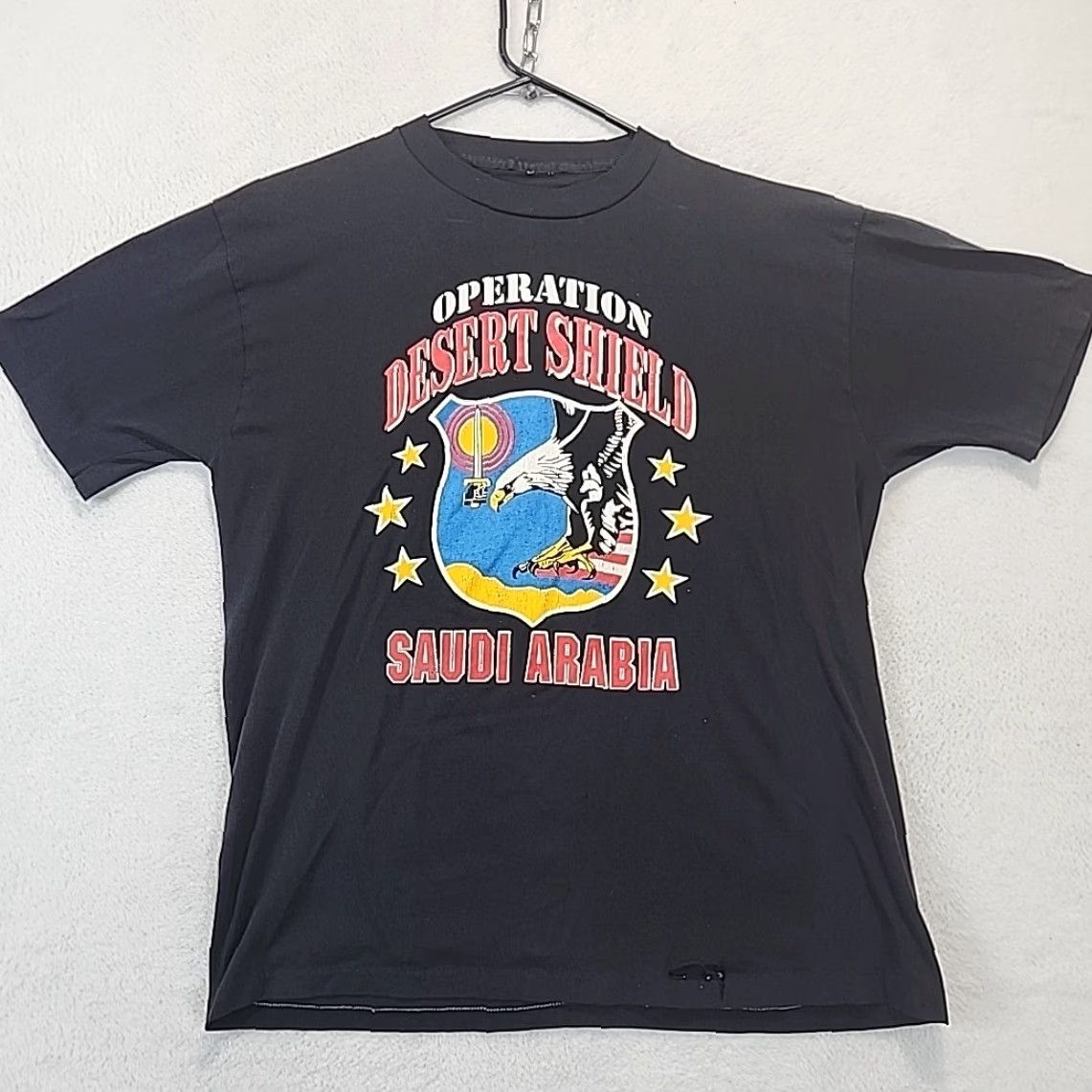 Vintage VINTAGE 90s Operation Desert Shield Saudi Arabia T Shirt Mens L Black Cotton Crew Neck Short Sleeve Regular Fit Logo Graphic Print Military Size US L / EU 52-54 / 3 - 5 Thumbnail