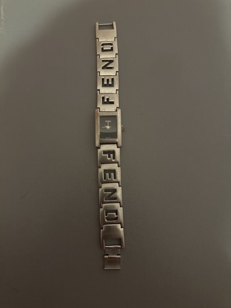 Fendi Vintage Fendi Watches Size ONE SIZE - 1 Thumbnail