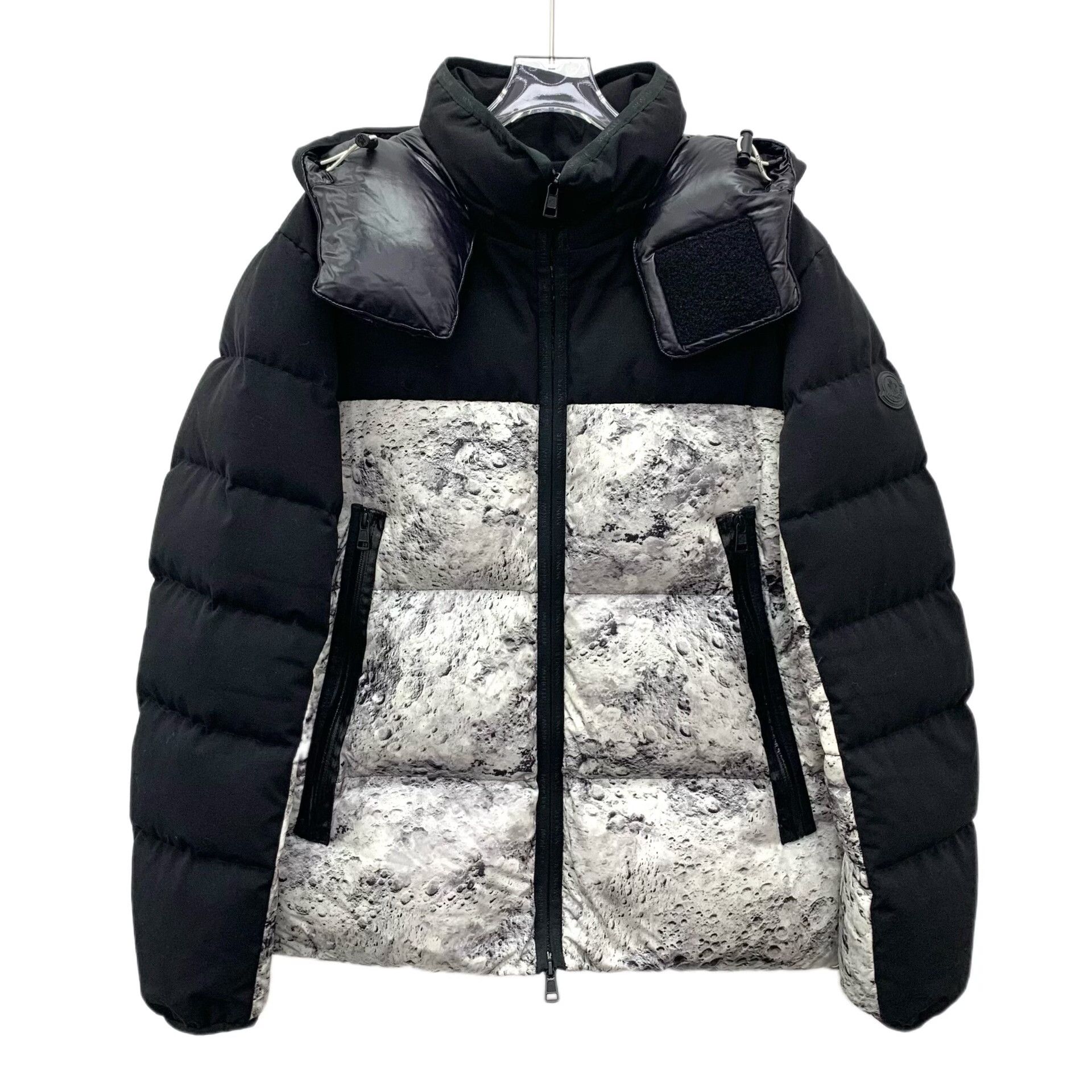 Moncler Moncler Black Heavy Coat L Men Size US L / EU 52-54 / 3 - 1 Thumbnail