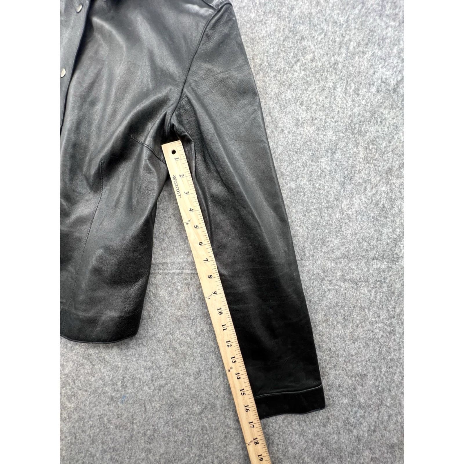 Vintage VINTAGE Siena Studio Women's Motorcycle Jacket Black Leather Mid-Length Long Sleeve Size M Size M / US 6-8 / IT 42-44 - 4 Thumbnail