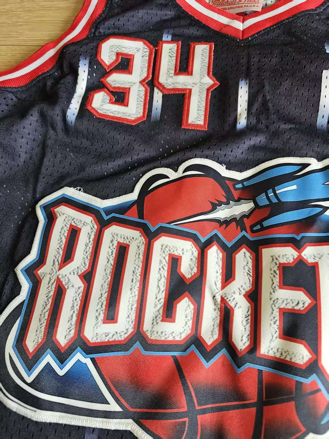 NBA Houston Rockets #34 Hakeem Olajuwon Jersey Size US XL / EU 56 / 4 - 4 Thumbnail