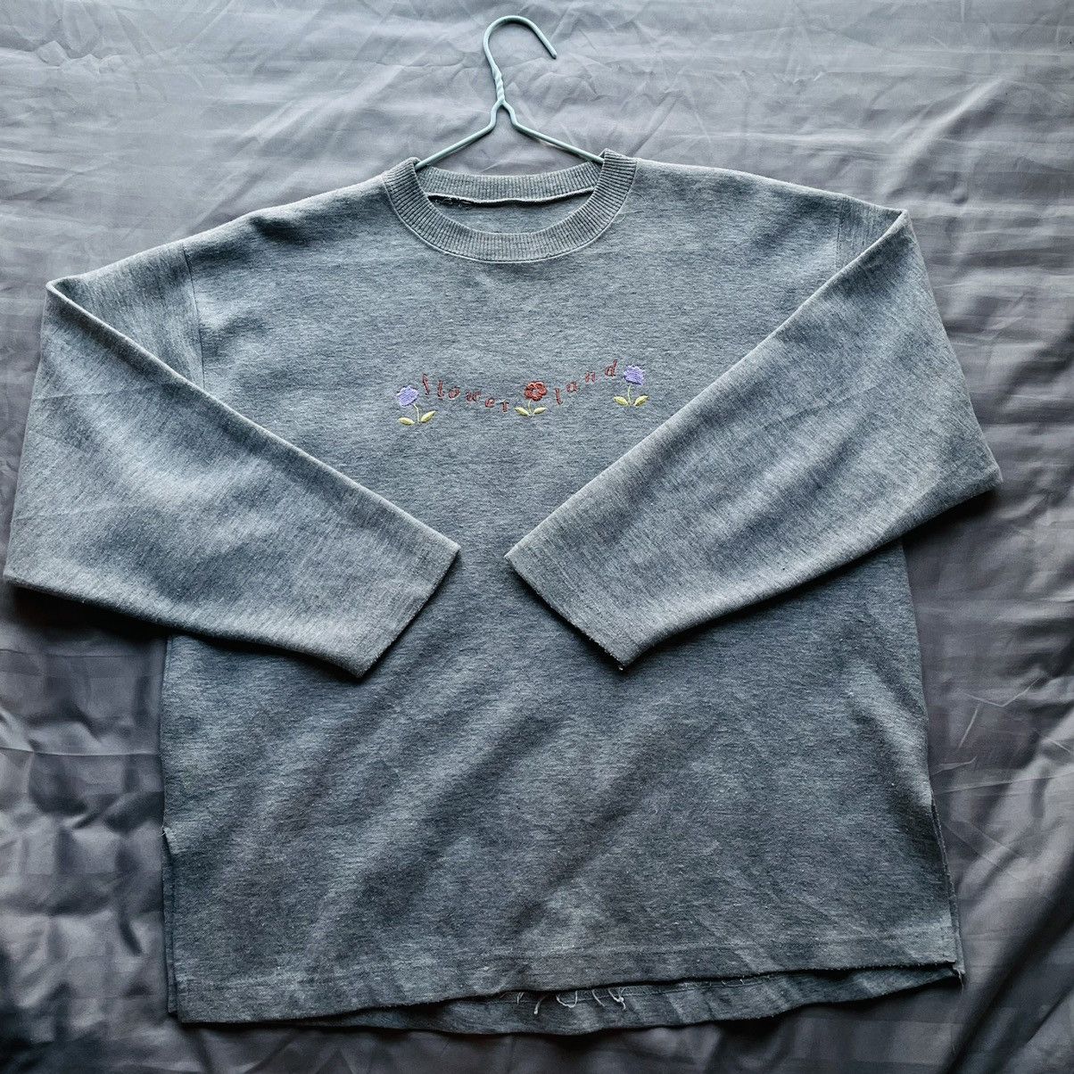 20471120 × Japanese Brand × Vintage Japanese Flower Land Embroidered Sweat Long Sleeve Size US M / EU 48-50 / 2 - 3 Thumbnail