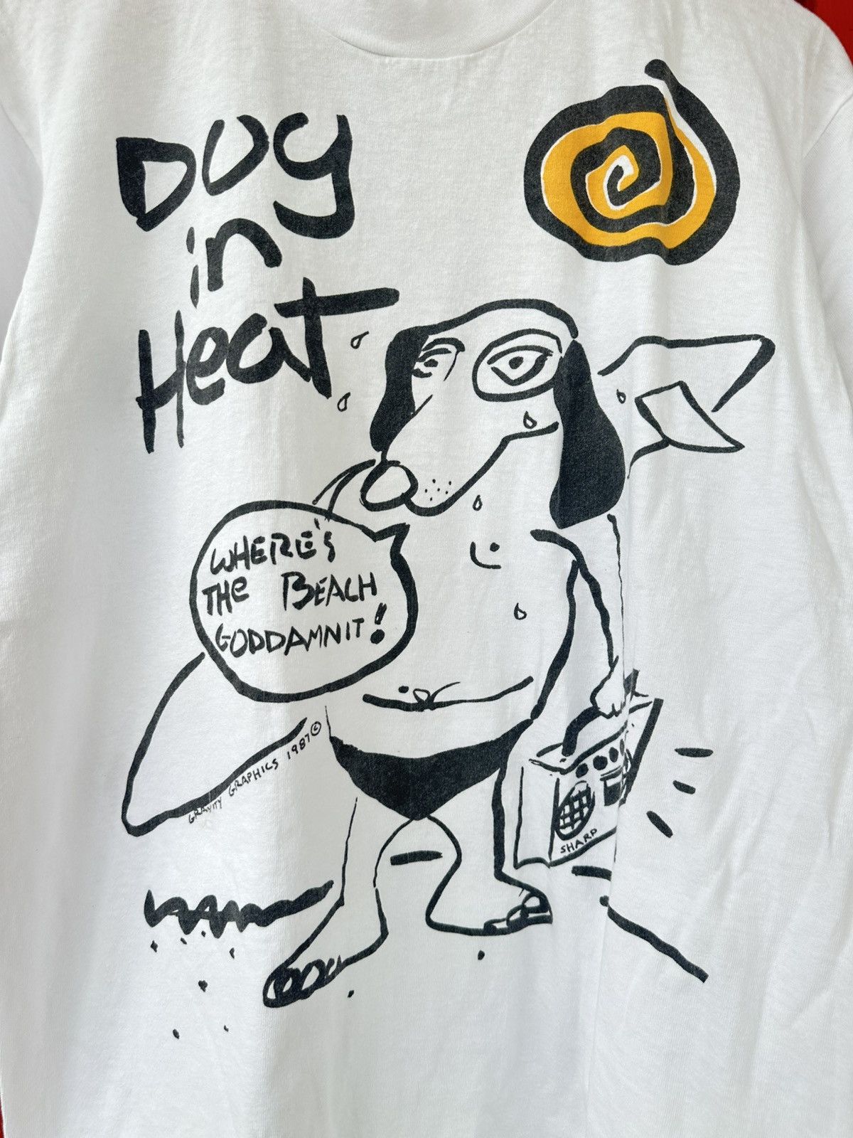 Vintage Vintage 80s Dog in Heat Surf by Gravity Graphics Tee Size US L / EU 52-54 / 3 - 2 Thumbnail