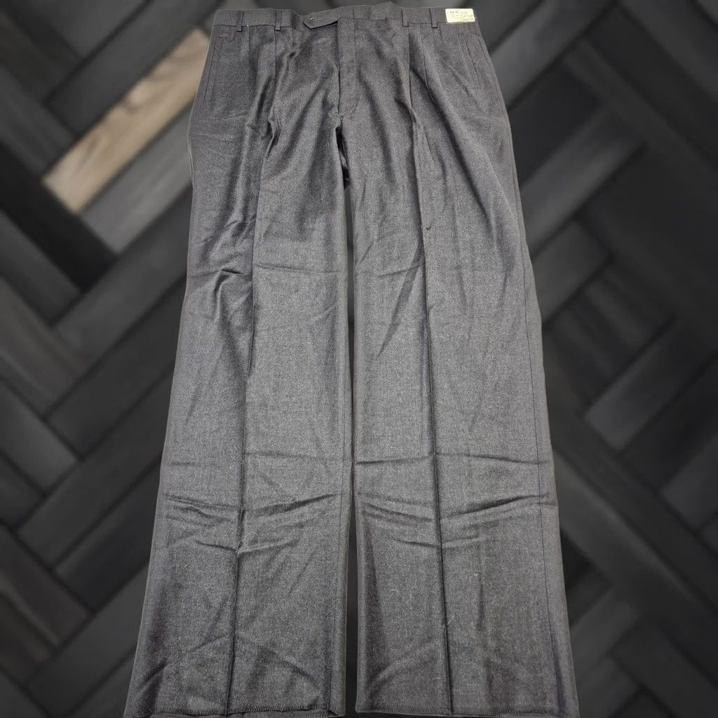 Vintage Fioravanti Dress Pants Mens 44 Regular Gray Wool Pleated Straight Classic Fit Back Welt Pockets Mens Size US 44 / EU 60 - 1 Thumbnail