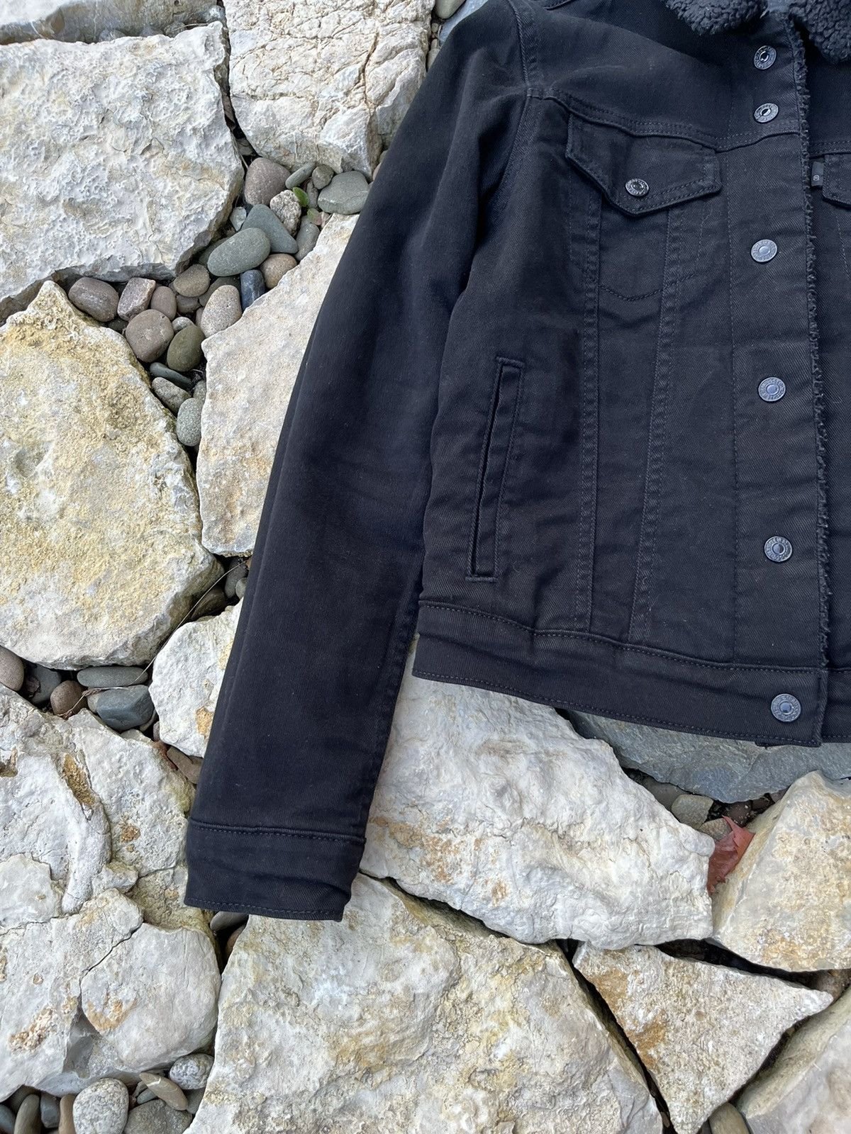 Levi's Levi’s sherpa trucker jacket denim full black levis gothic Size S / US 4 / IT 40 - 6 Thumbnail