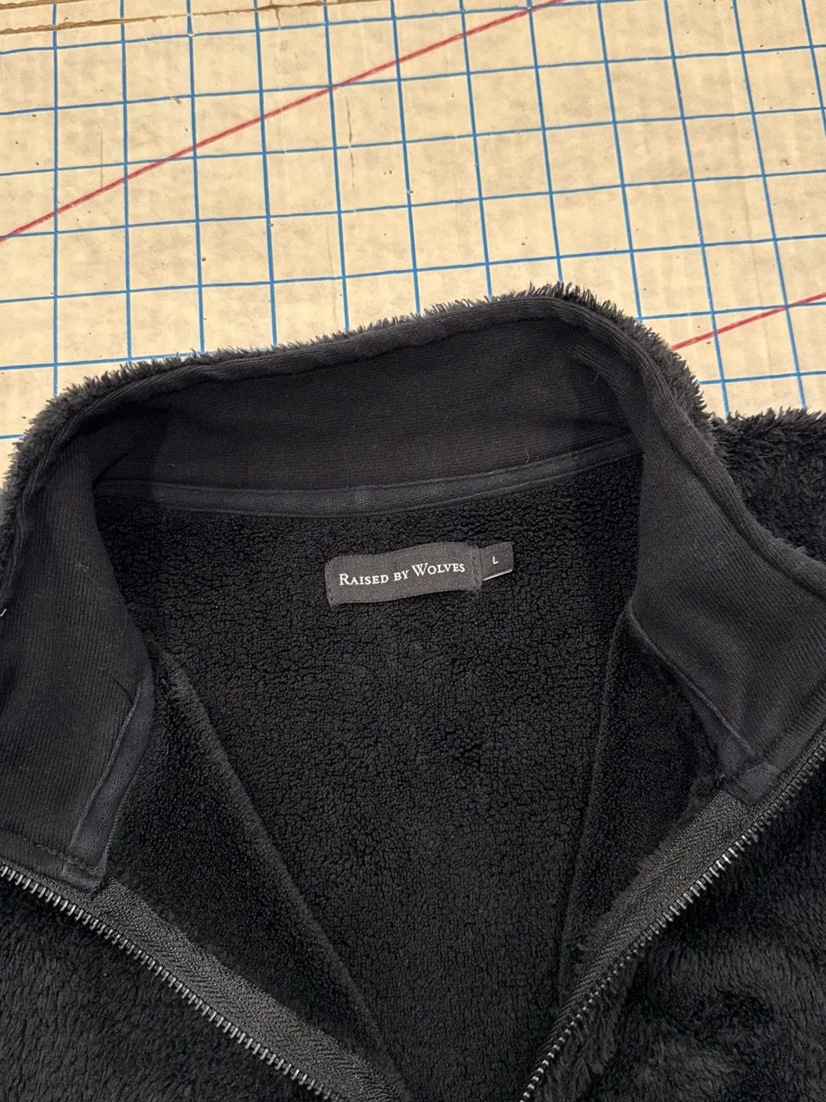 Raised By Wolves Raised By Wolves 1/4 Zip Fleece Black Size Large Made in Can Size US L / EU 52-54 / 3 - 5 Thumbnail