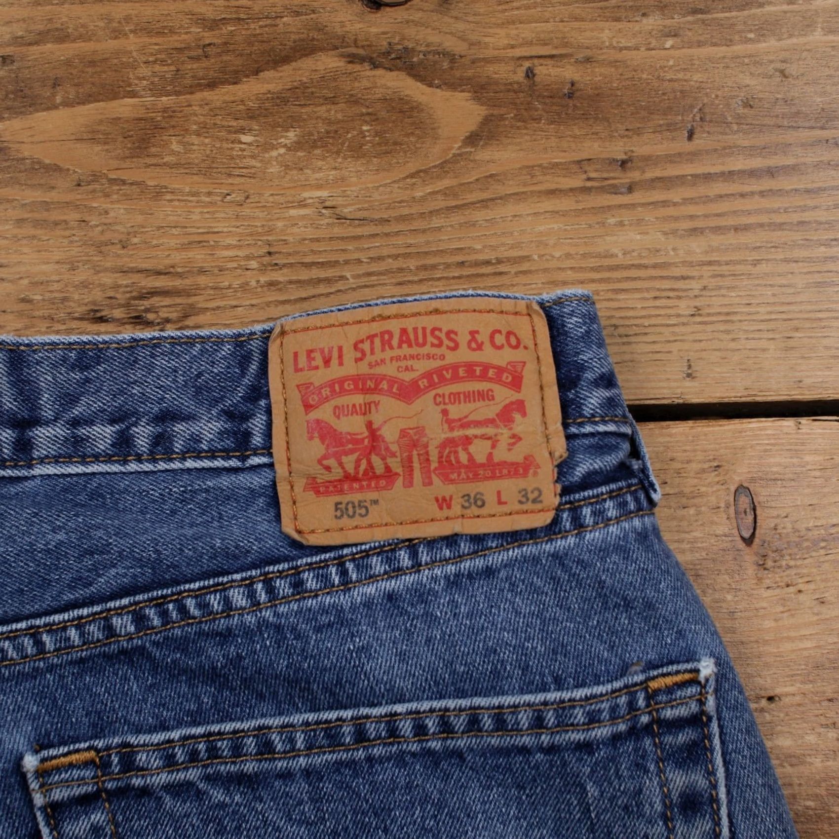 Denime VINTAGE Levis 501 Jeans 36x32 Blue Regular Straight Button Denim Medium Stonewash 90s USA Mens Size US 36 / EU 52 - 5 Thumbnail