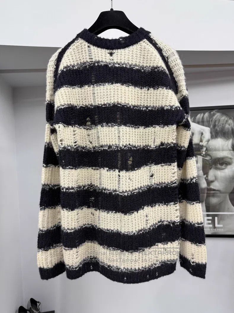 Dior Dior Black and white striped hollow knitted sweater Size XXS / US 00 / IT 34 - 3 Thumbnail