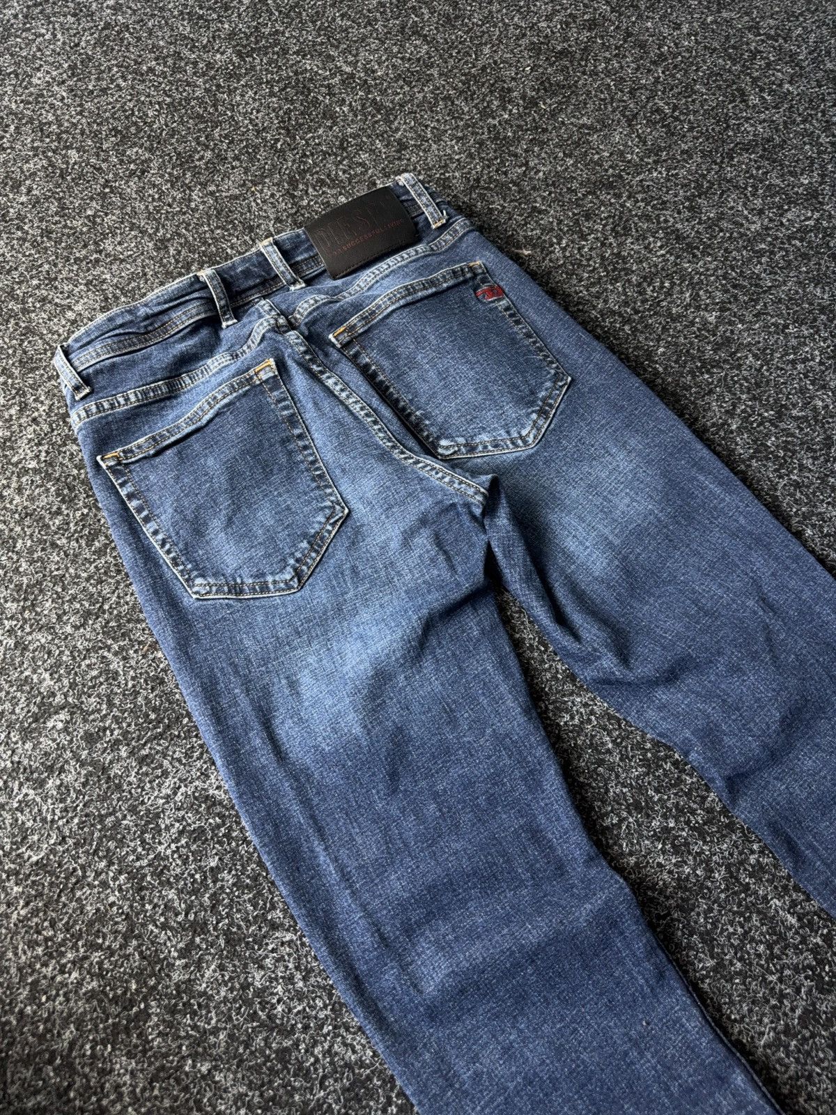 Diesel Vintage Y2K 00s Luxury Distressed Skinny jeans Denim pants Size US 30 / EU 46 - 11 Thumbnail