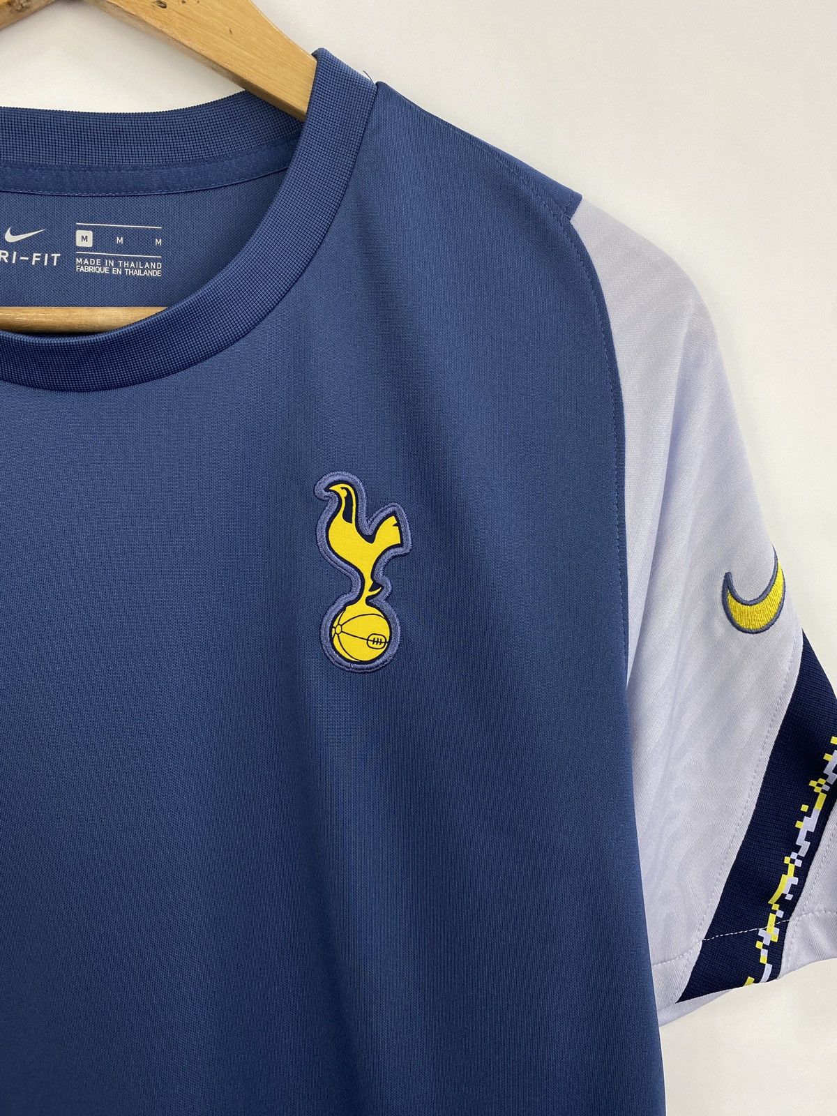 Nike 🏴󠁧󠁢󠁥󠁮󠁧󠁿 2020 2021 Tottenham Training CL T-hirt Jersey Mystic Navy Size US M / EU 48-50 / 2 - 4 Thumbnail