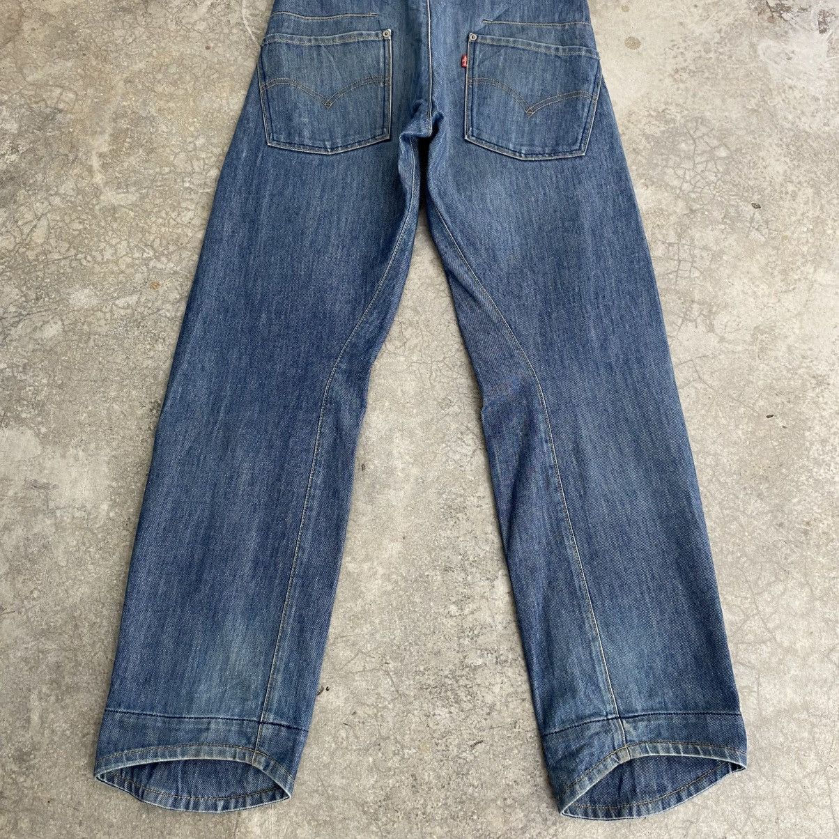 Levi's Vintage Levis Engineered Twisted Leg Regular Denim Jeans Size US 31 - 10 Thumbnail