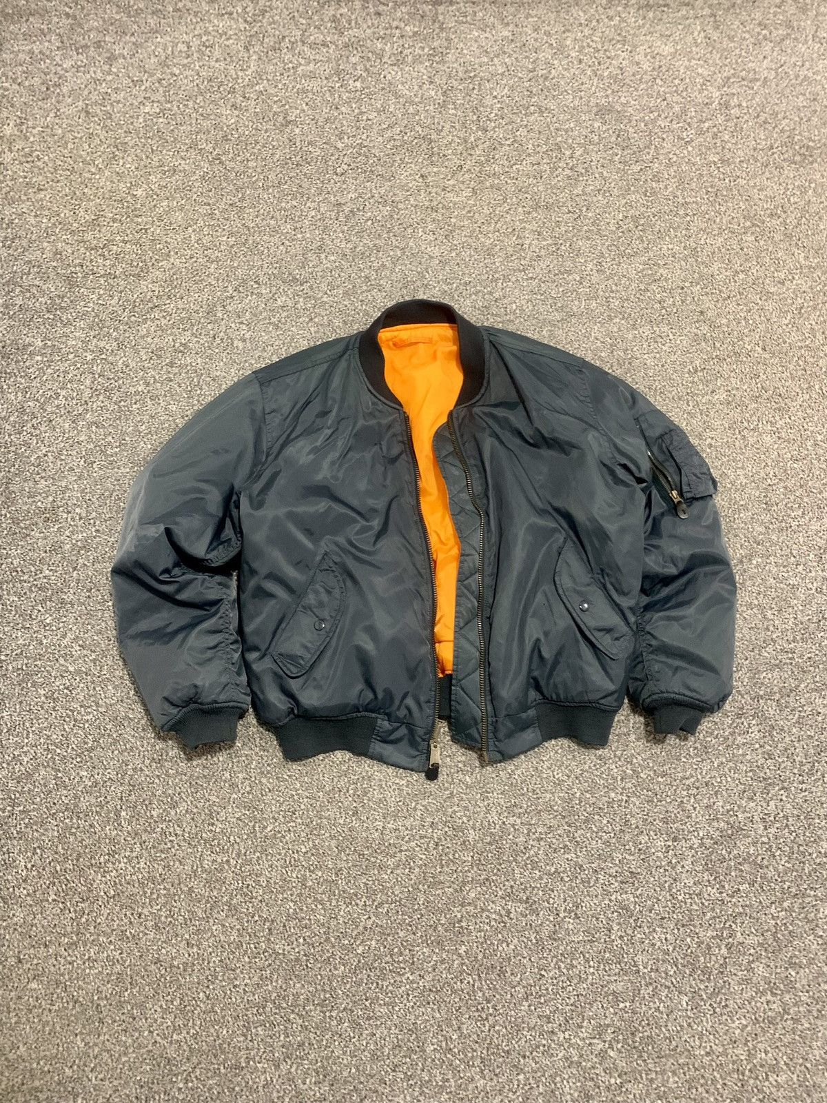 Vintage Vintage Military Ash Grey Bomber MA-1 Jacket Size US XL / EU 56 / 4 - 1 Thumbnail