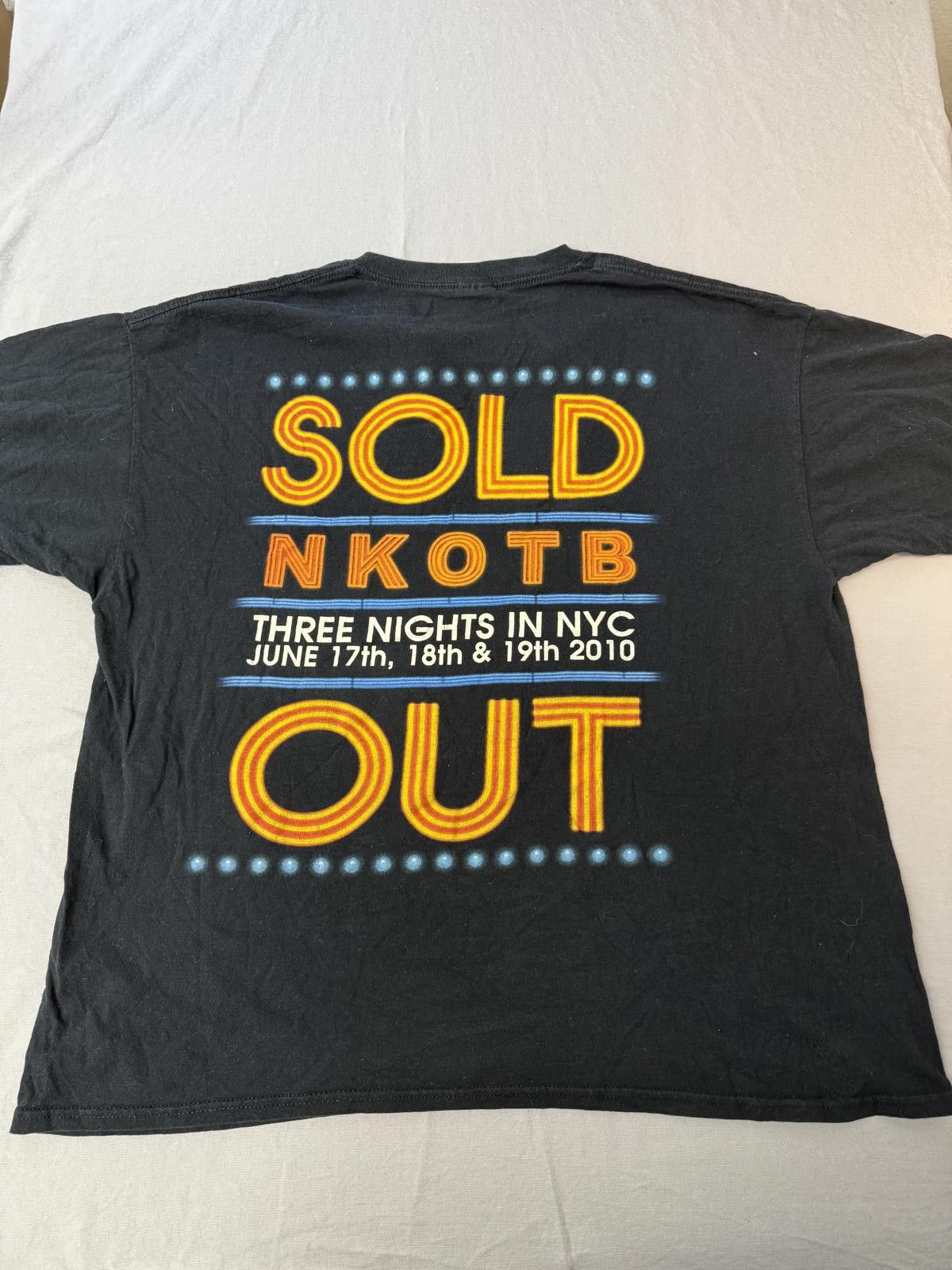Gildan New Kids on the Block T-shirt - NKOTB - New York 2010 NYC XL Size US XL / EU 56 / 4 - 2 Thumbnail