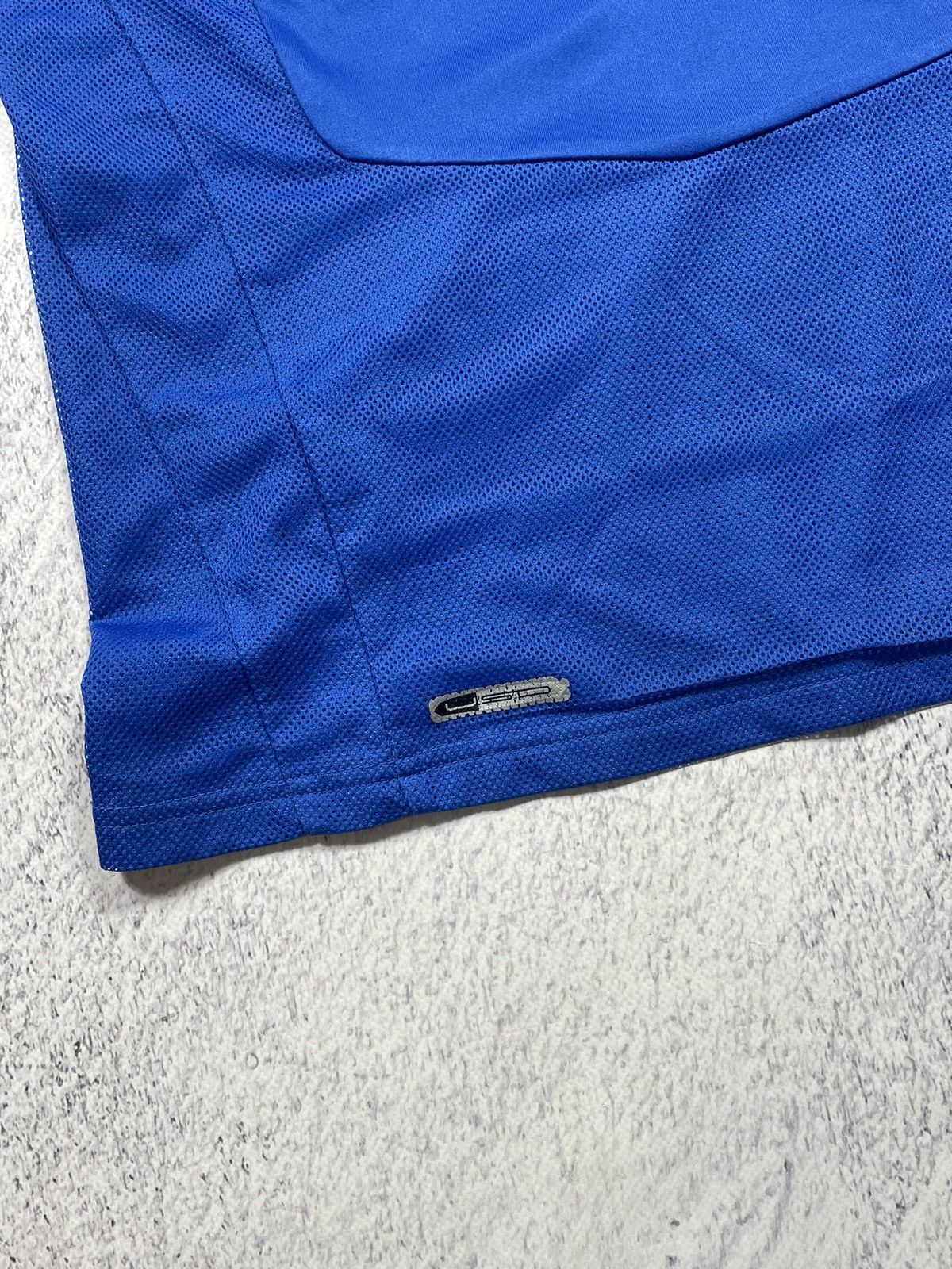 Puma × Vintage Vintage Puma Italy Soccer Blockcore Jersey Size US S / EU 44-46 / 1 - 9 Thumbnail