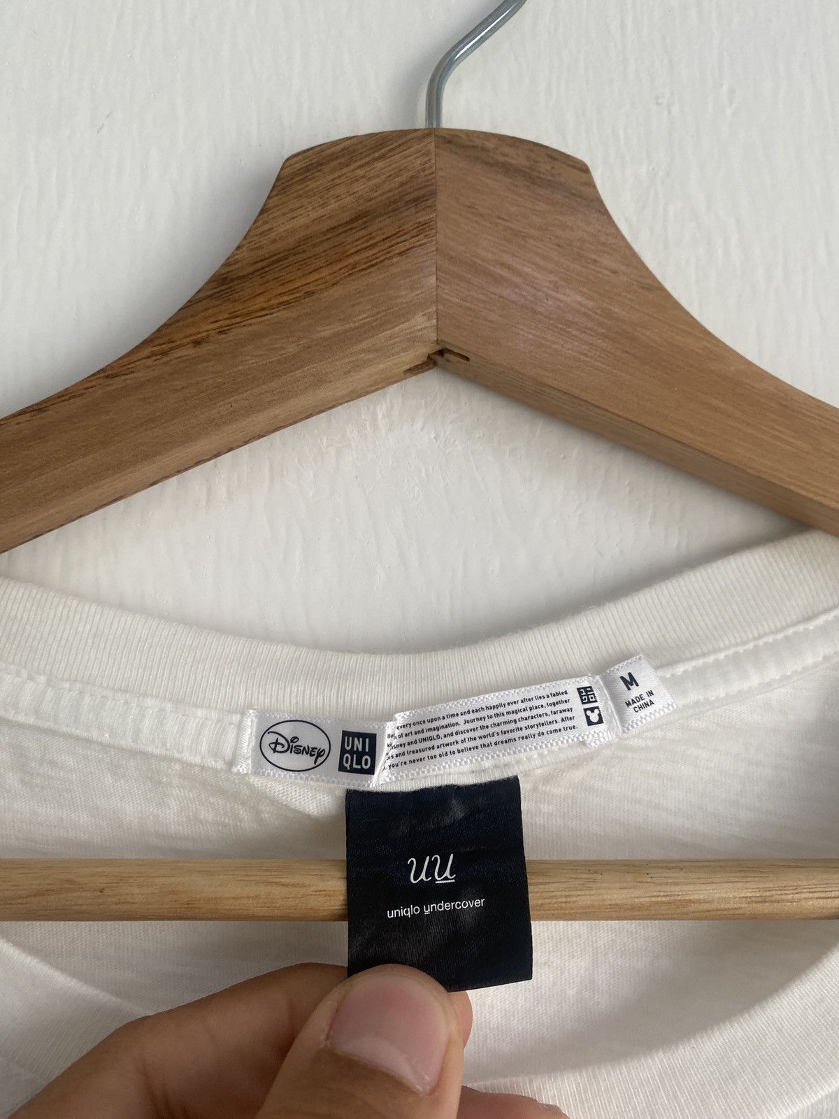 Undercover × Uniqlo Uniqlo Undercover Snow White Japan Tee Size US M / EU 48-50 / 2 - 4 Thumbnail