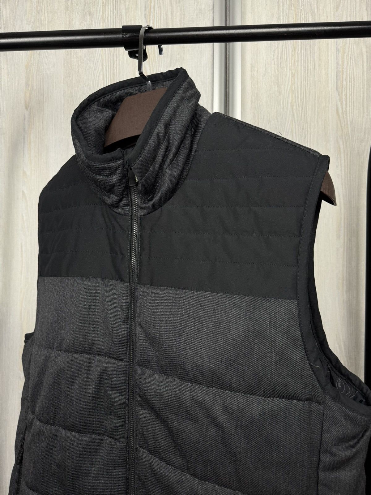 Icebreaker Icebreaker Merinoloft Helix Merino Wool Puffer Vest Size US L / EU 52-54 / 3 - 6 Thumbnail