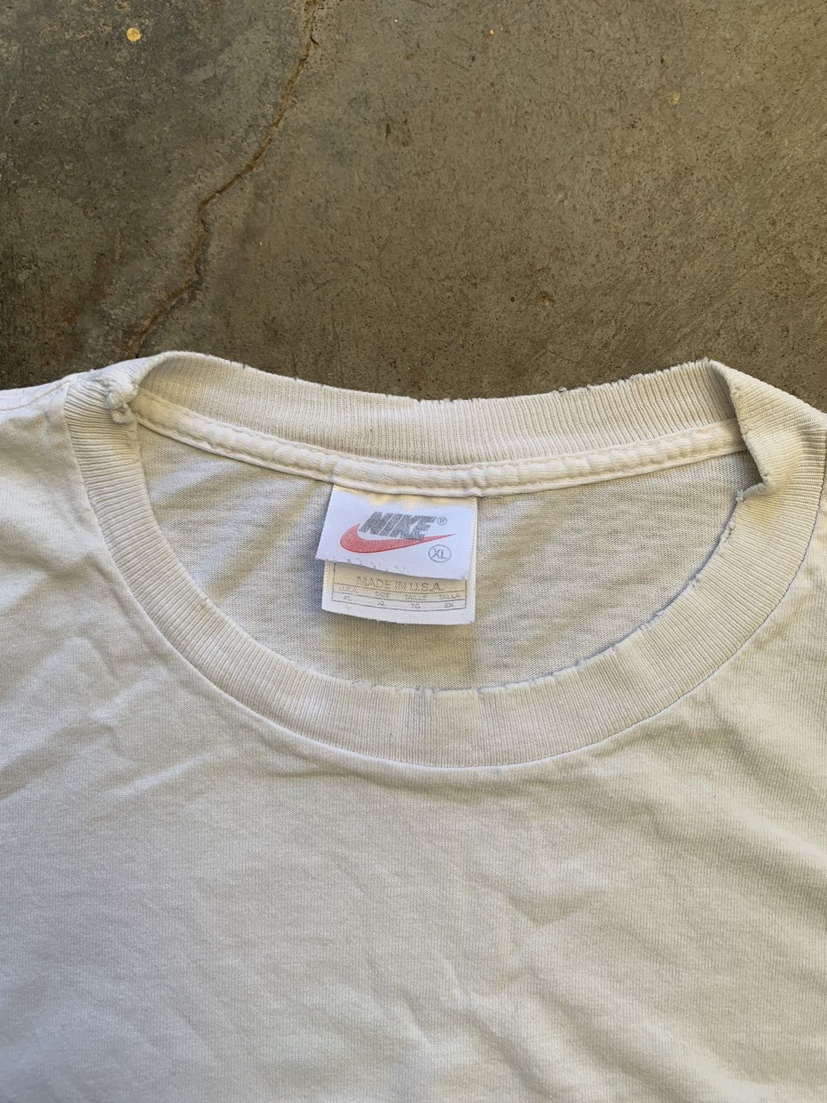 Nike 90s Nike Single Swoosh Shirt Size US XL / EU 56 / 4 - 4 Thumbnail