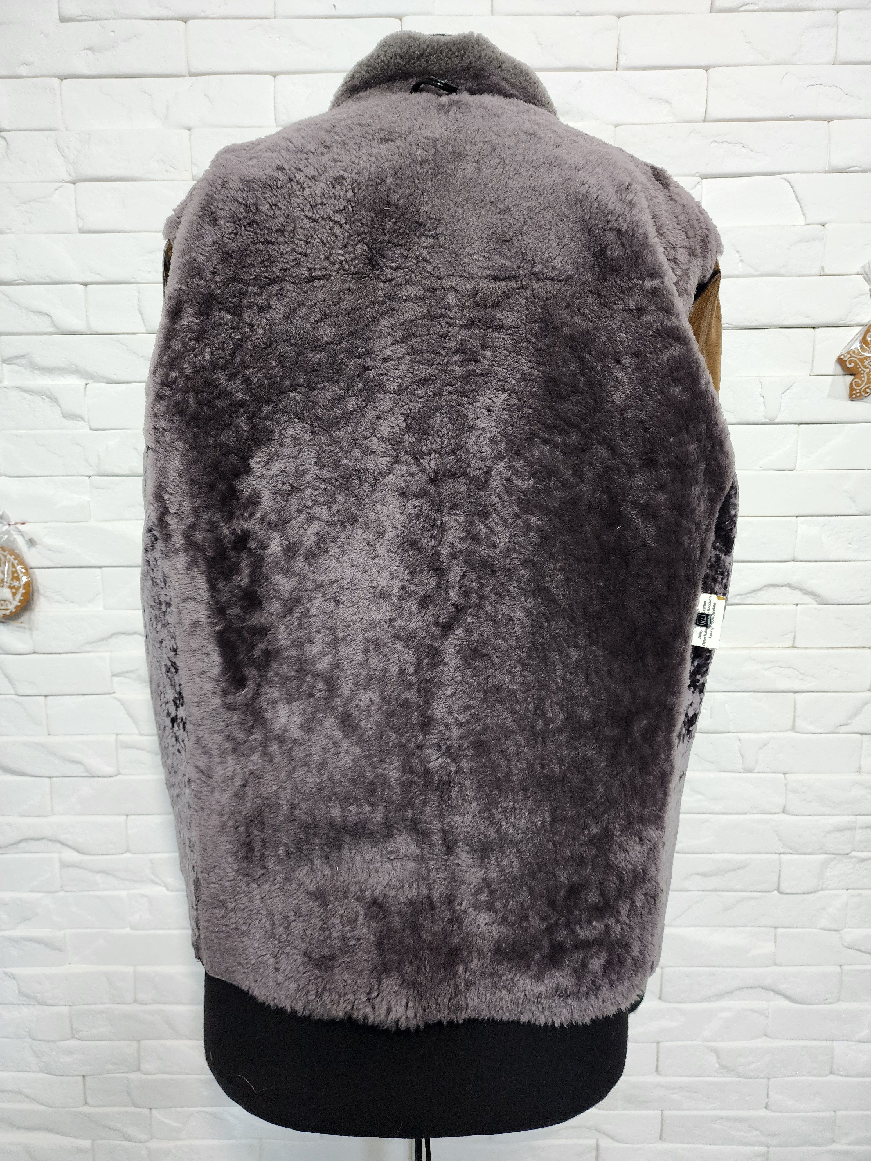 Furla Men's Black Sheepskin Coat: Warm Leather Jacket Size US L / EU 52-54 / 3 - 7 Thumbnail