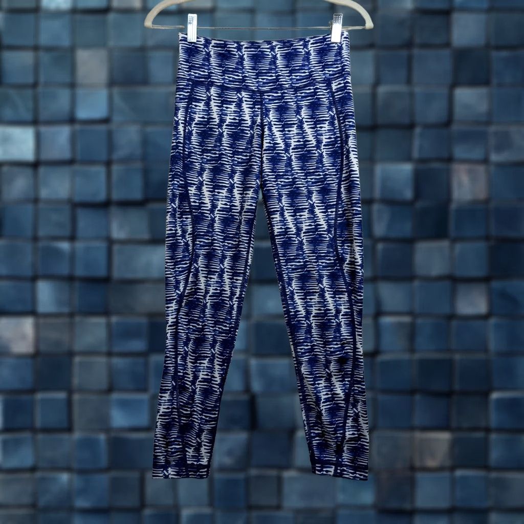 Vineyard Vines Vineyard Vines Women's Performance Leggings XS blue pattern Ombré Pattern Multicolor Activewear Skinny Pull On XS Womens Size 26" / US 2 / IT 38 - 1 Thumbnail
