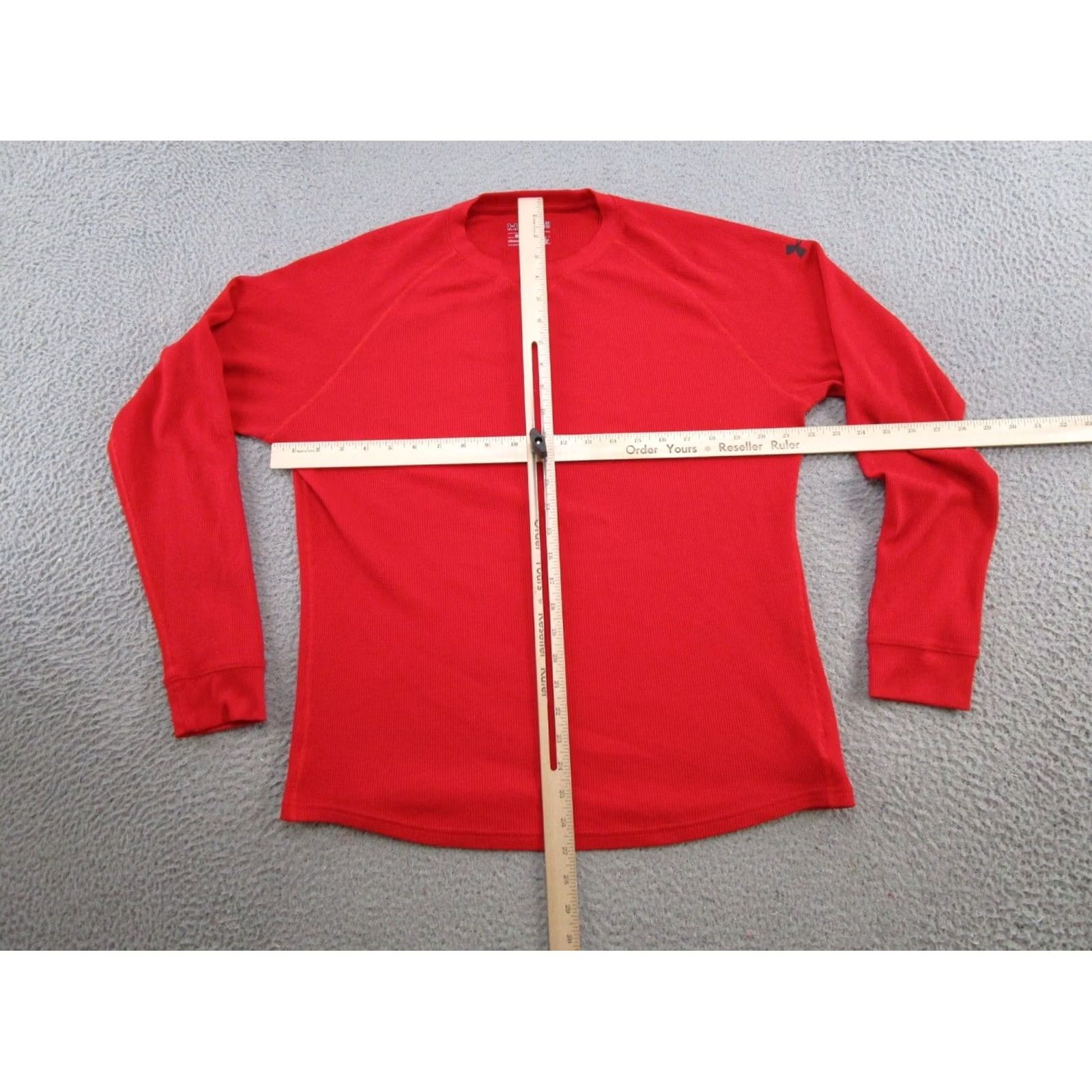 Under Armour UNDER ARMOUR Loose Thermal Shirt Red All Season Gear Mens M Base Layer Shirt Size US M / EU 48-50 / 2 - 5 Thumbnail