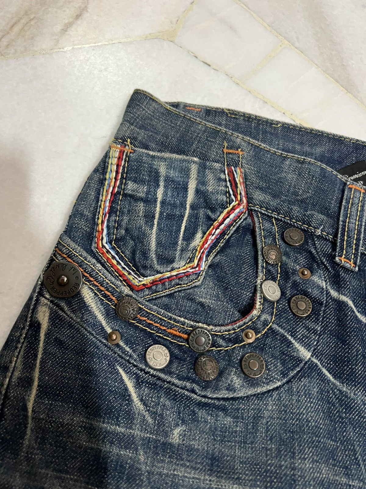 If Six Was Nine × Japanese Brand FLARE 90’s RED PEPPER CLAW DISTRESS JEAN Size US 35 - 9 Thumbnail