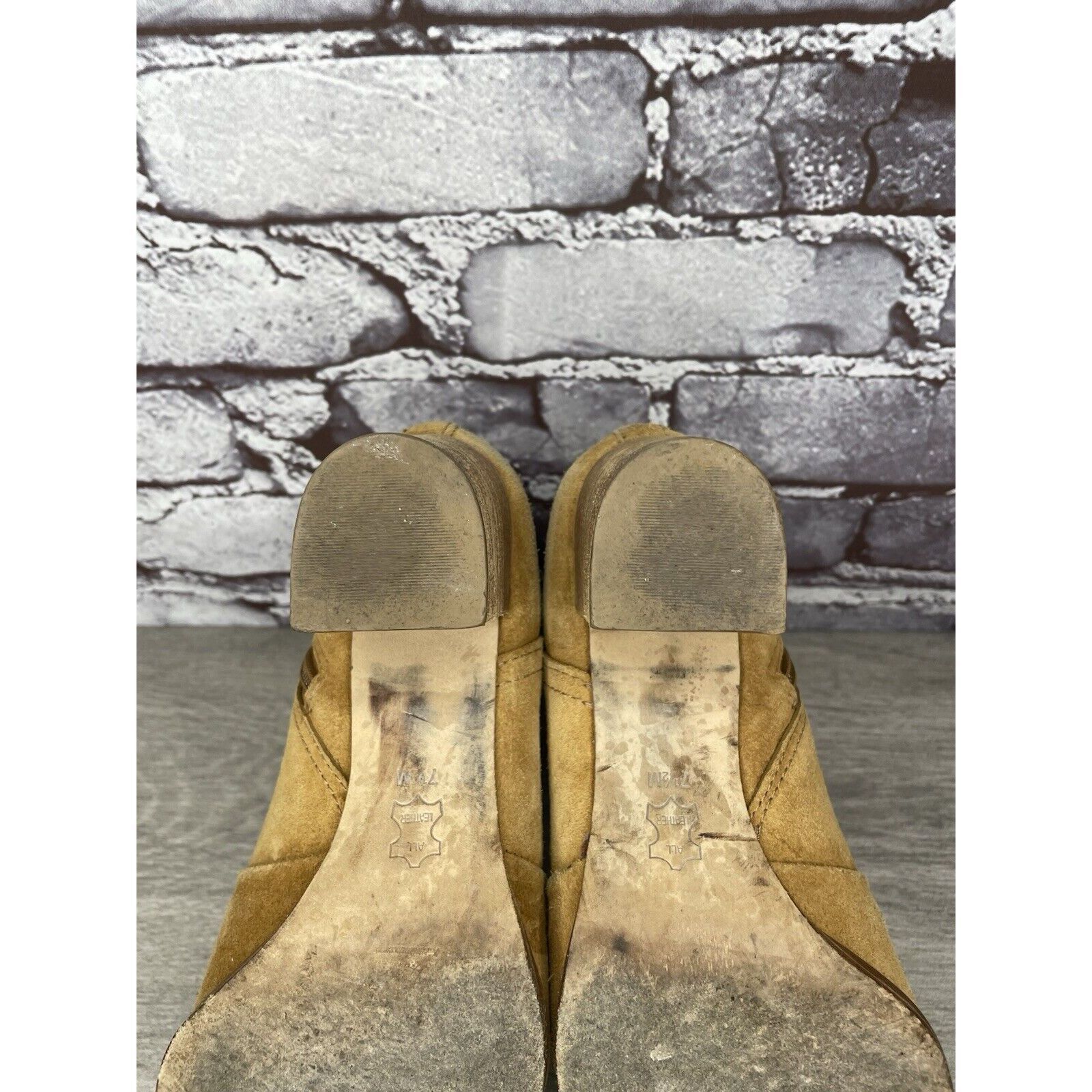 Tory Burch Tory Burch Tan Suede Leather Side Zipper High Heel Booties W Size US 7.5 / IT 37.5 - 20 Thumbnail