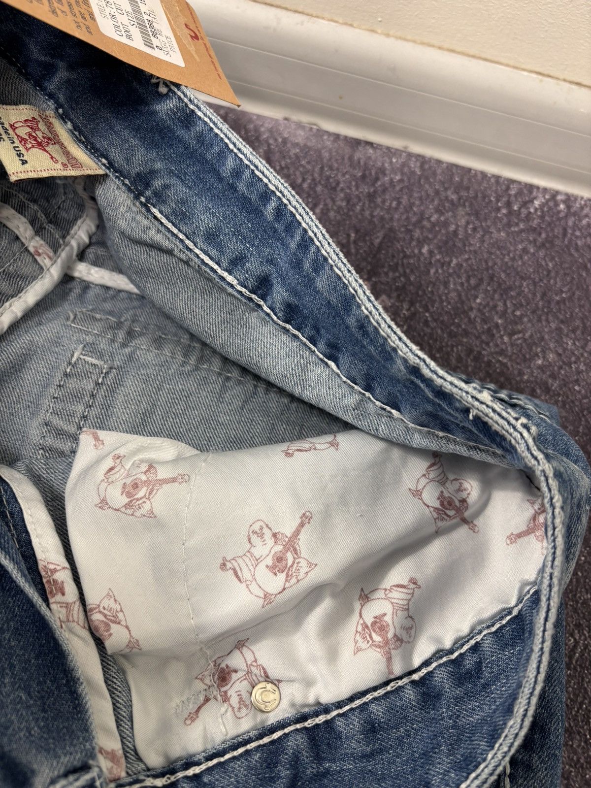 True Religion True Religion NWT Joey Super T Men’s Washed Blue Denim Jeans Size US 36 / EU 52 - 16 Thumbnail