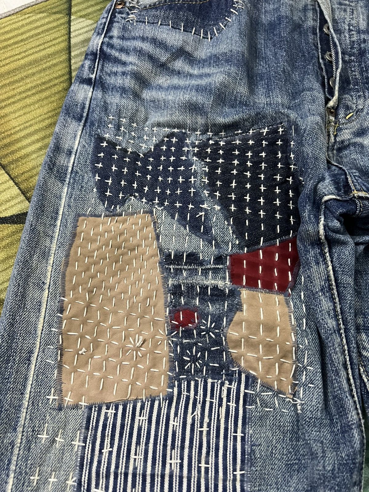 Levi's VINTAGE LEVIS 702 E BACKLE BACK CUSTOM SASHIKO BORO JAPAN Size US 30 / EU 46 - 5 Thumbnail