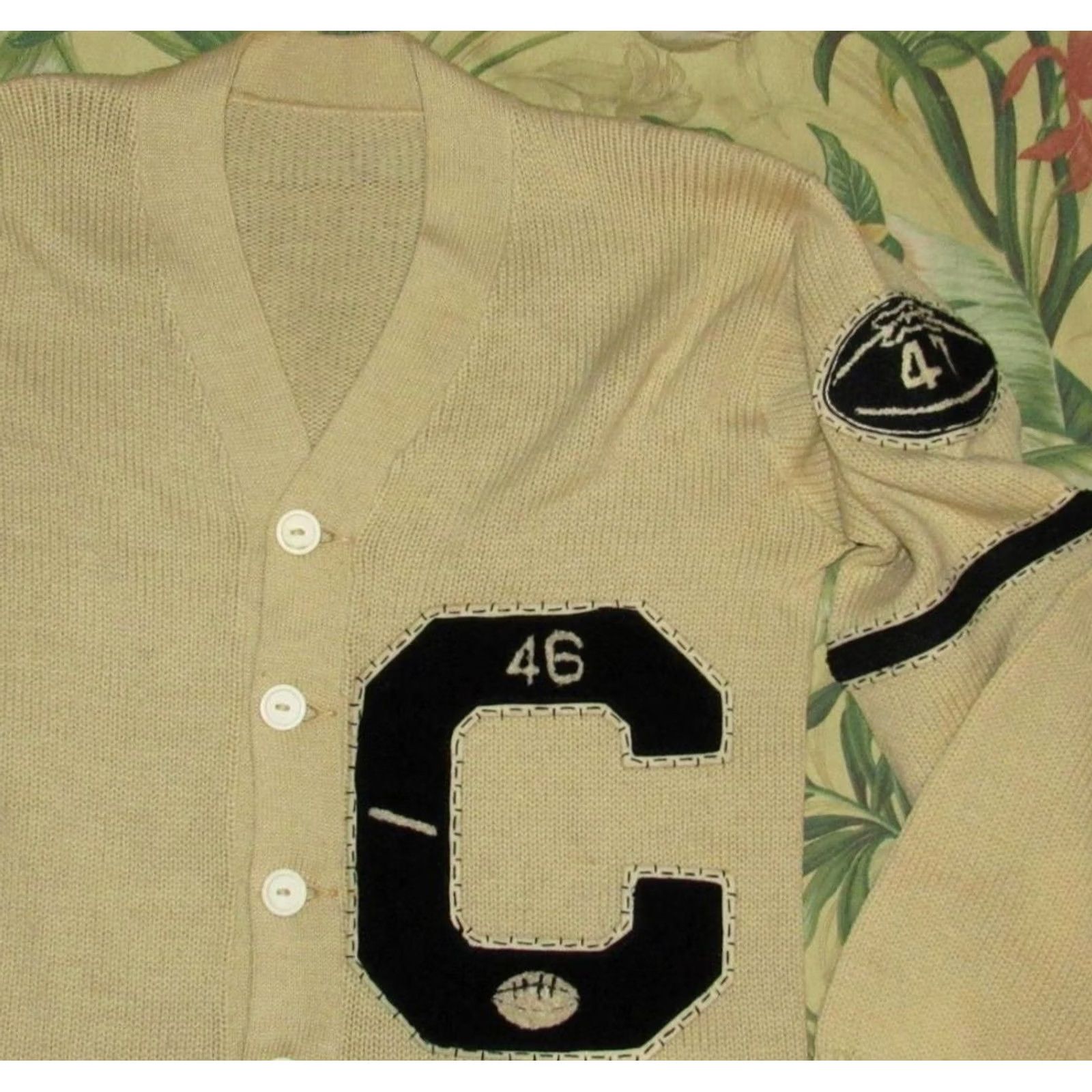 Vintage Vtg 1946 Varsity Cardigan Sweater S/M Shirt Mens Ivory 1946 Varsity Letterman Cardigan Sweater S/M Size US S / EU 44-46 / 1 - 2 Thumbnail
