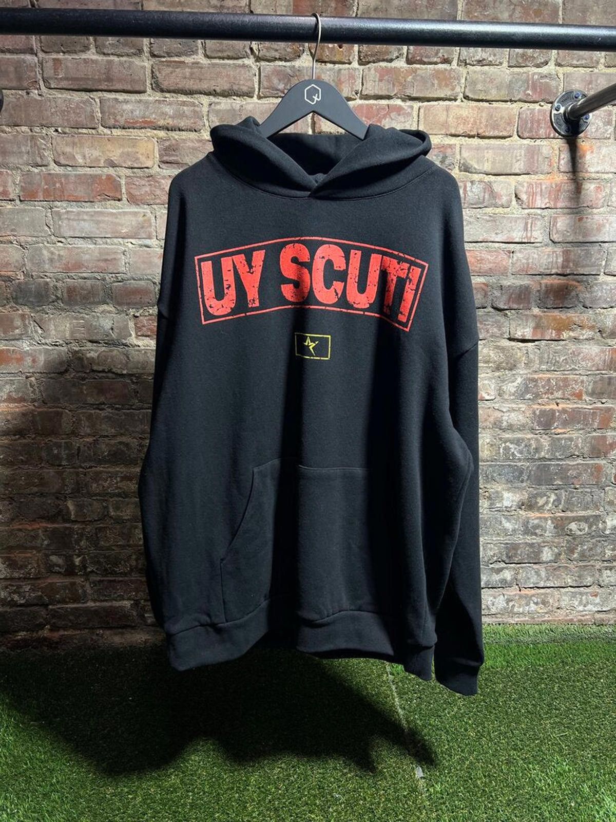Young Thug Young Thug Uy Scuiti Hoodie Bundle Sz. XXL Size ONE SIZE - 1 Thumbnail
