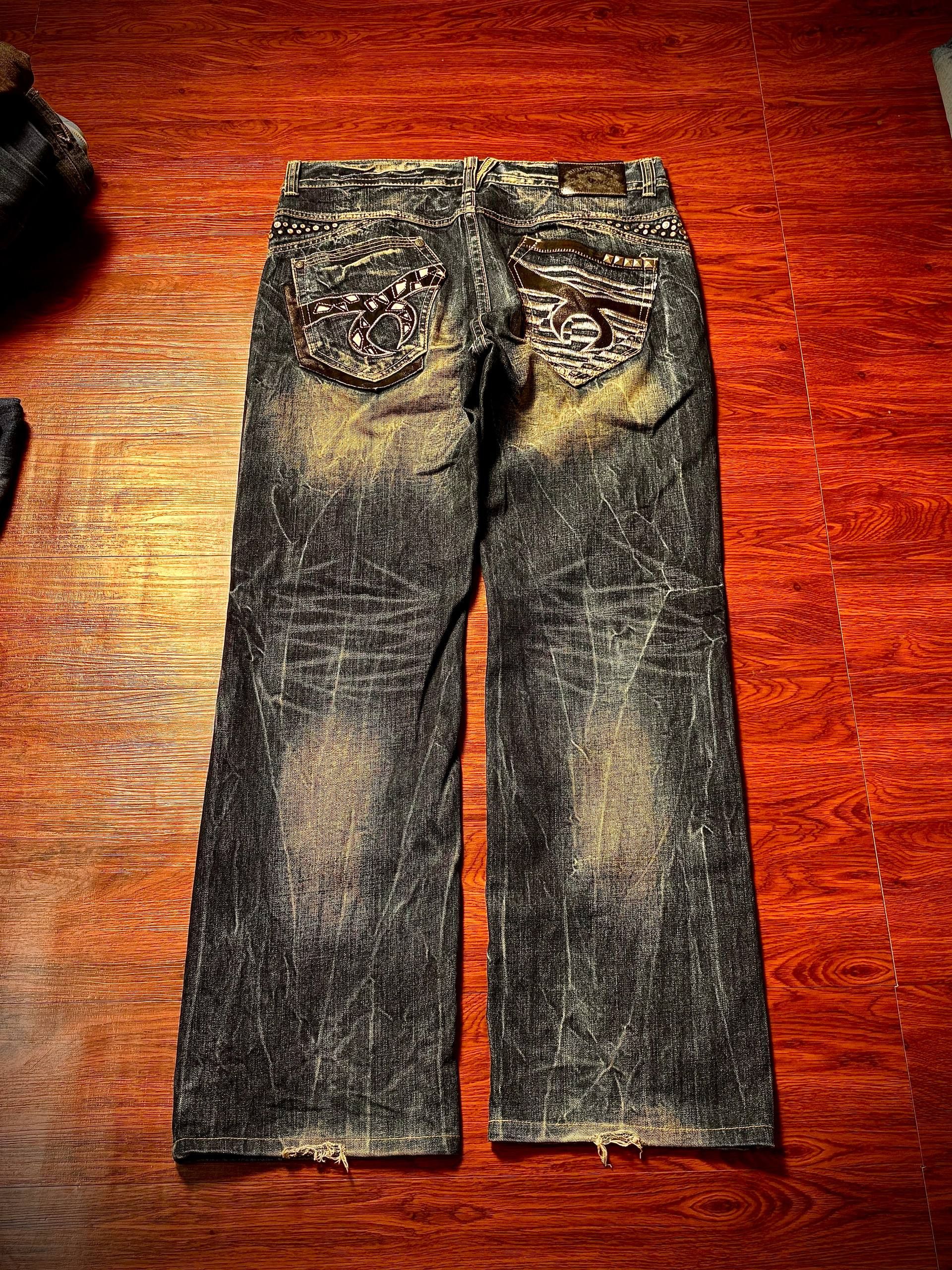 If Six Was Nine Vintage 00s Red Pepper Heavy Distressed Studded Fade Pants Size 35" - 1 Thumbnail