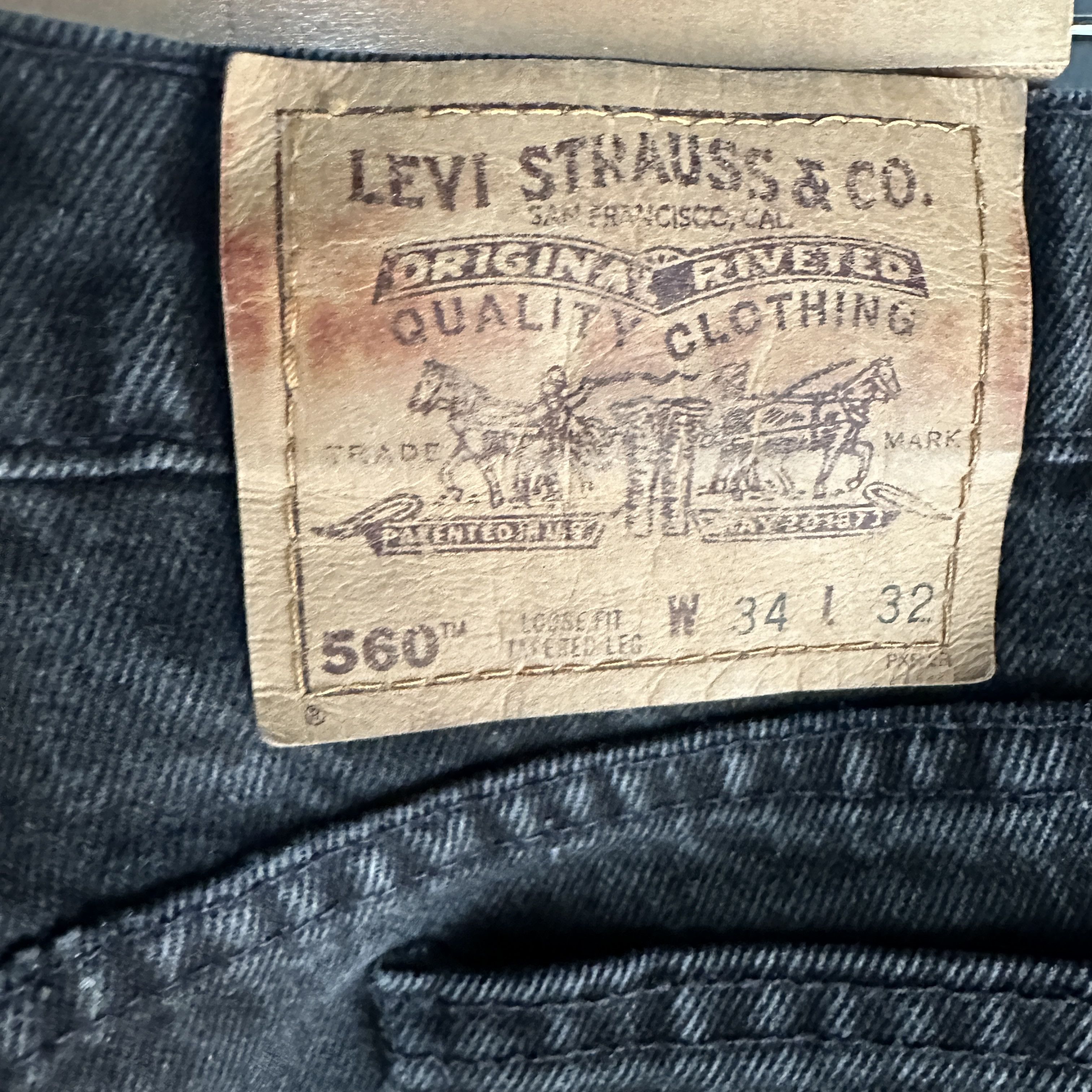Levi's VTG Levis 560 Jeans Mens 34x32 Black Loose Tapered USA Size US 34 / EU 50 - 8 Thumbnail