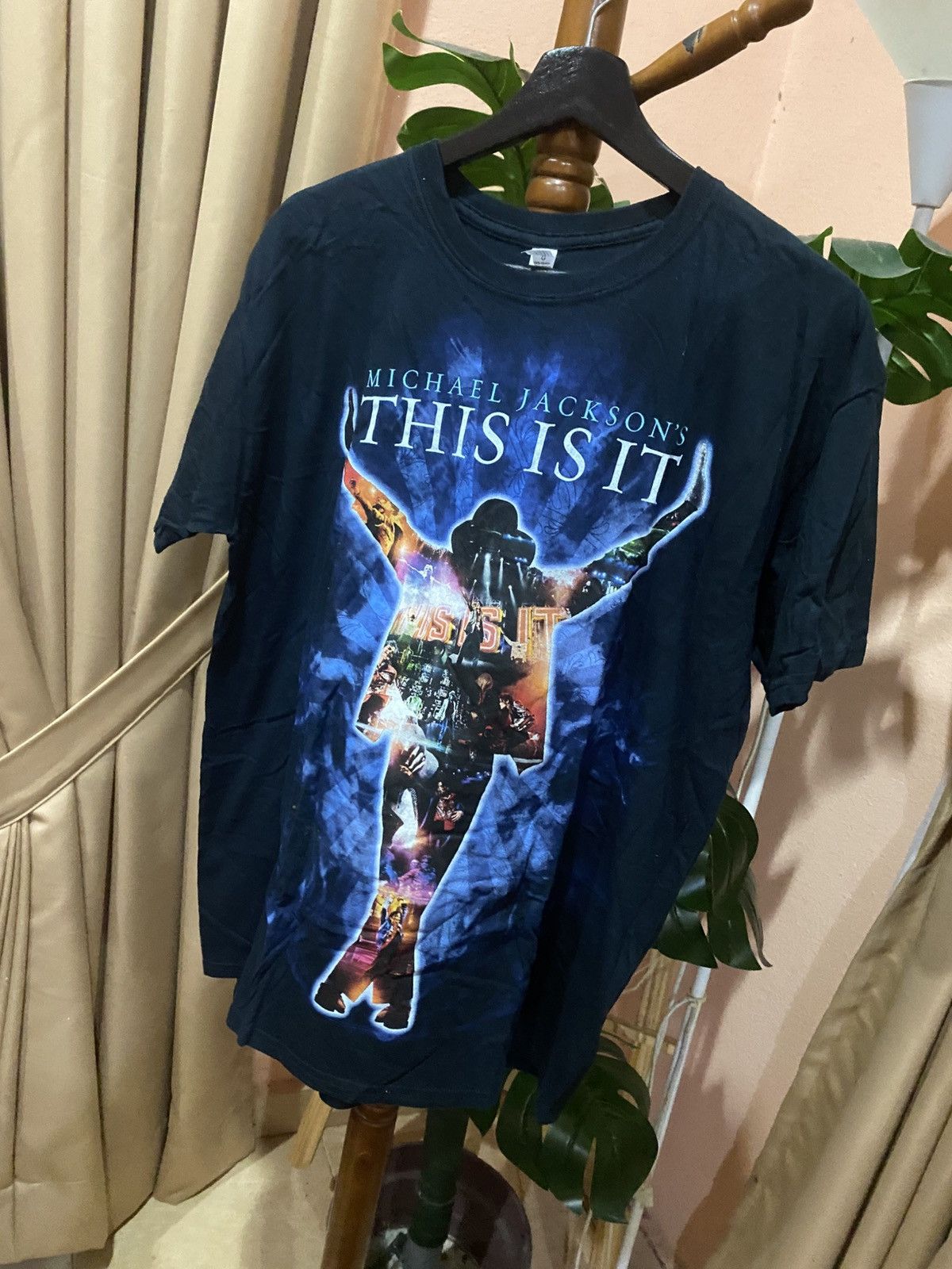 Michael Jackson Michael Jackson “This Is It” Concert Tribute Black Tee Size US L / EU 52-54 / 3 - 2 Thumbnail