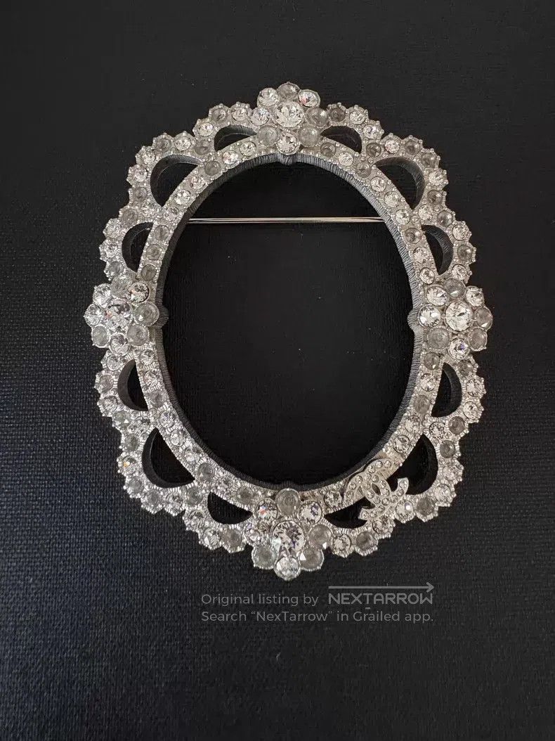 Chanel Chanel 15A Salzburg hollow full diamond flower brooch Size ONE SIZE - 1 Thumbnail