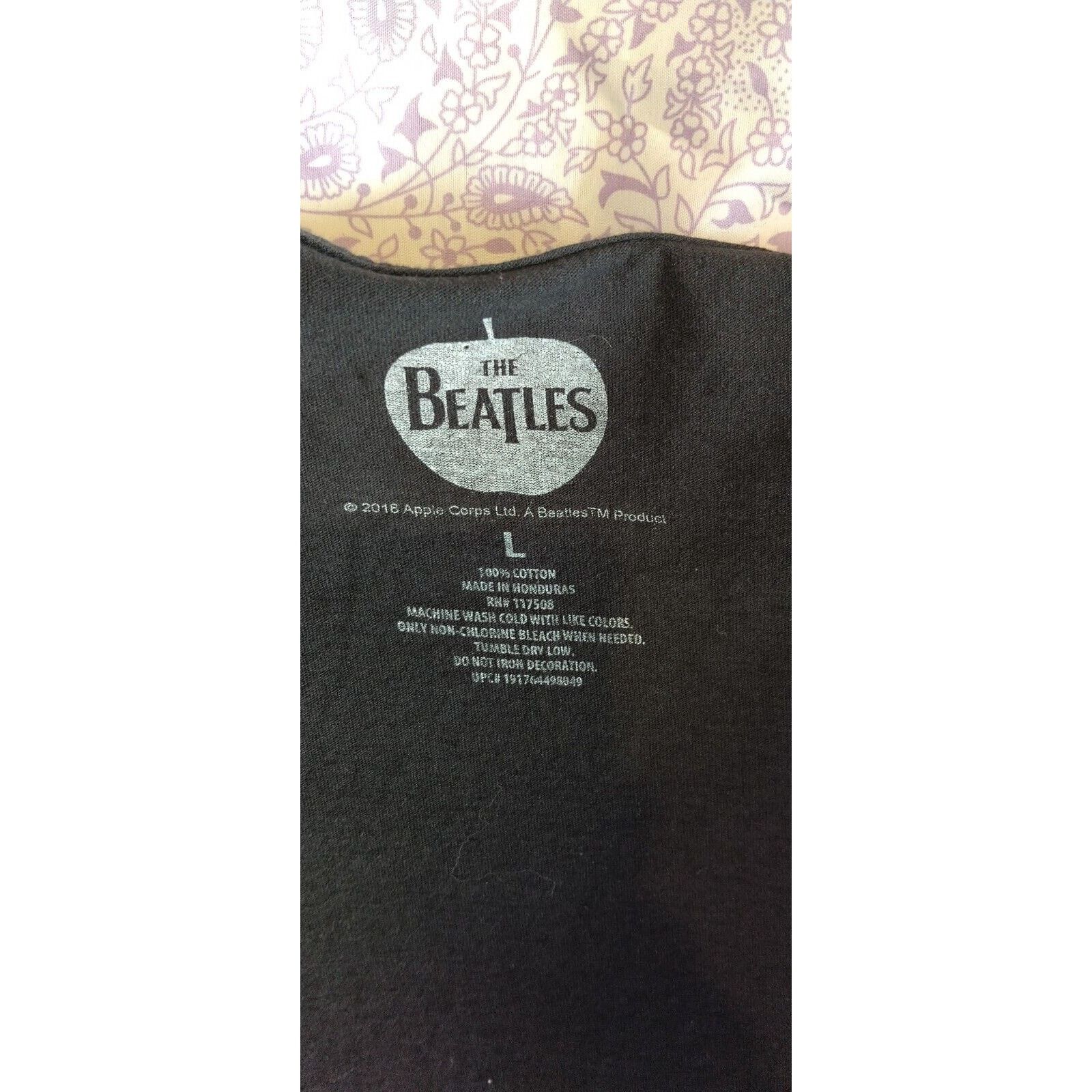 Other Iconic. The Beatles "Abbey Road" Men's Black Graphic size L Size US L / EU 52-54 / 3 - 3 Thumbnail