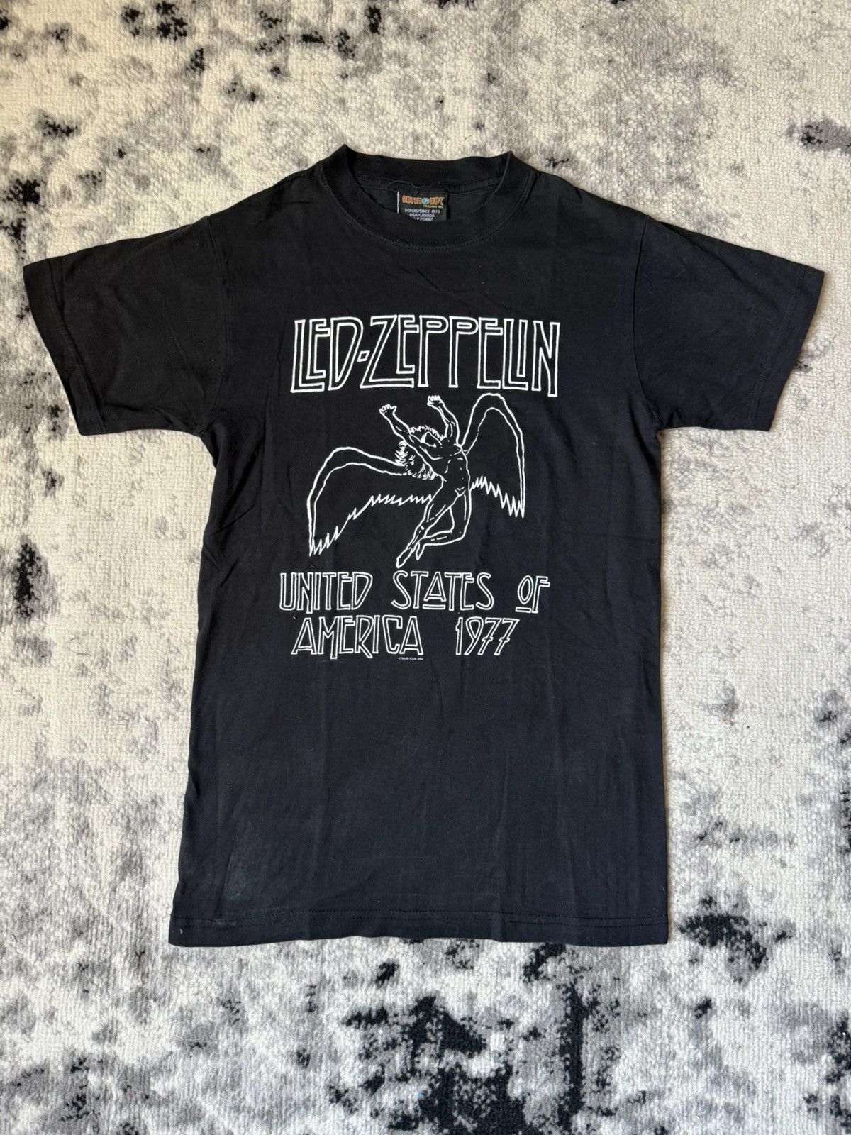 Vintage Y2K Led-Zepplin Artimonde Band Tee Size US S / EU 44-46 / 1 - 1 Thumbnail