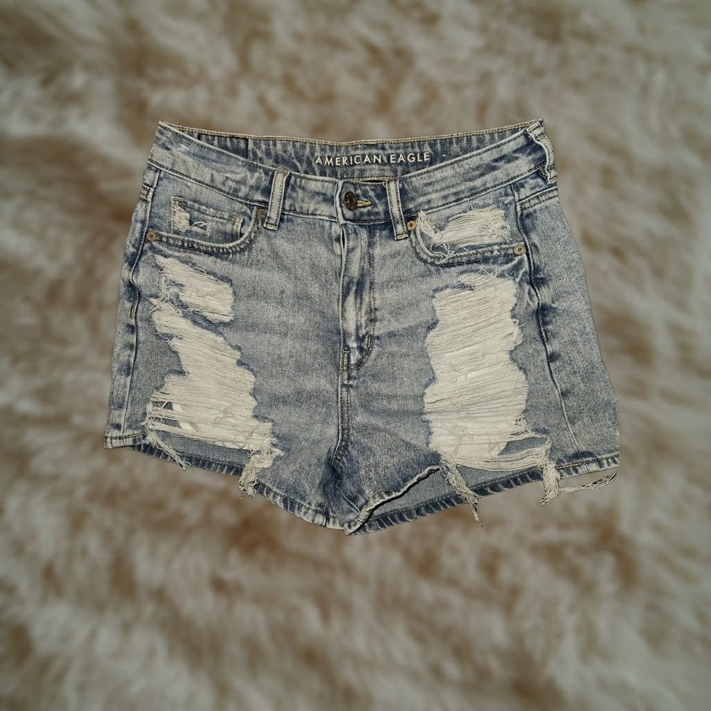 American Eagle Outfitters VINTAGE American Eagle Outfitters Mom Shorts Women's 4 Blue High Rise Distressed Stretch Preppy Size 27" / US 4 / IT 40 - 1 Thumbnail