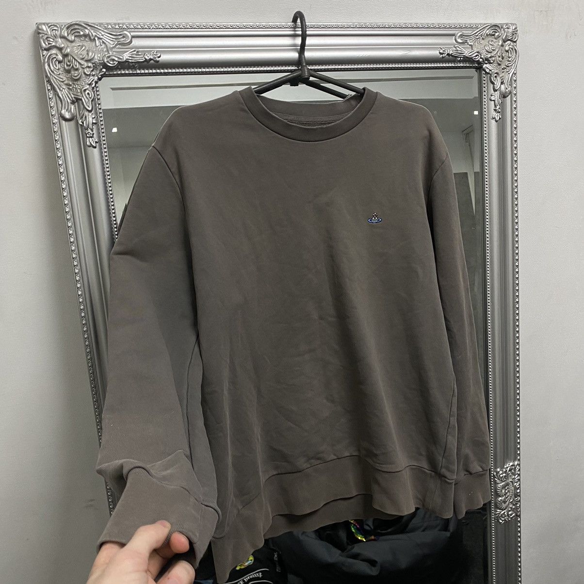 Vivienne Westwood Vivienne Westwood Sweatshirt Orb Logo Basic Pullover Vintage Size US M / EU 48-50 / 2 - 4 Thumbnail