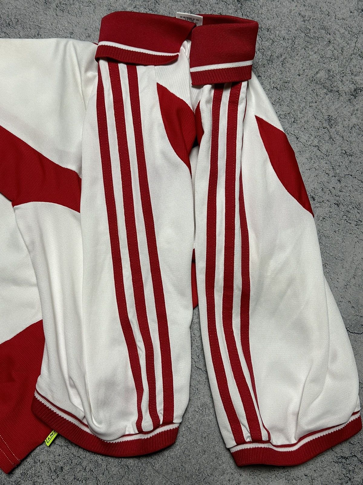 Vintage Vintage Adidas Equipment #3 Template 99s Football Jersey Size US L / EU 52-54 / 3 - 9 Thumbnail