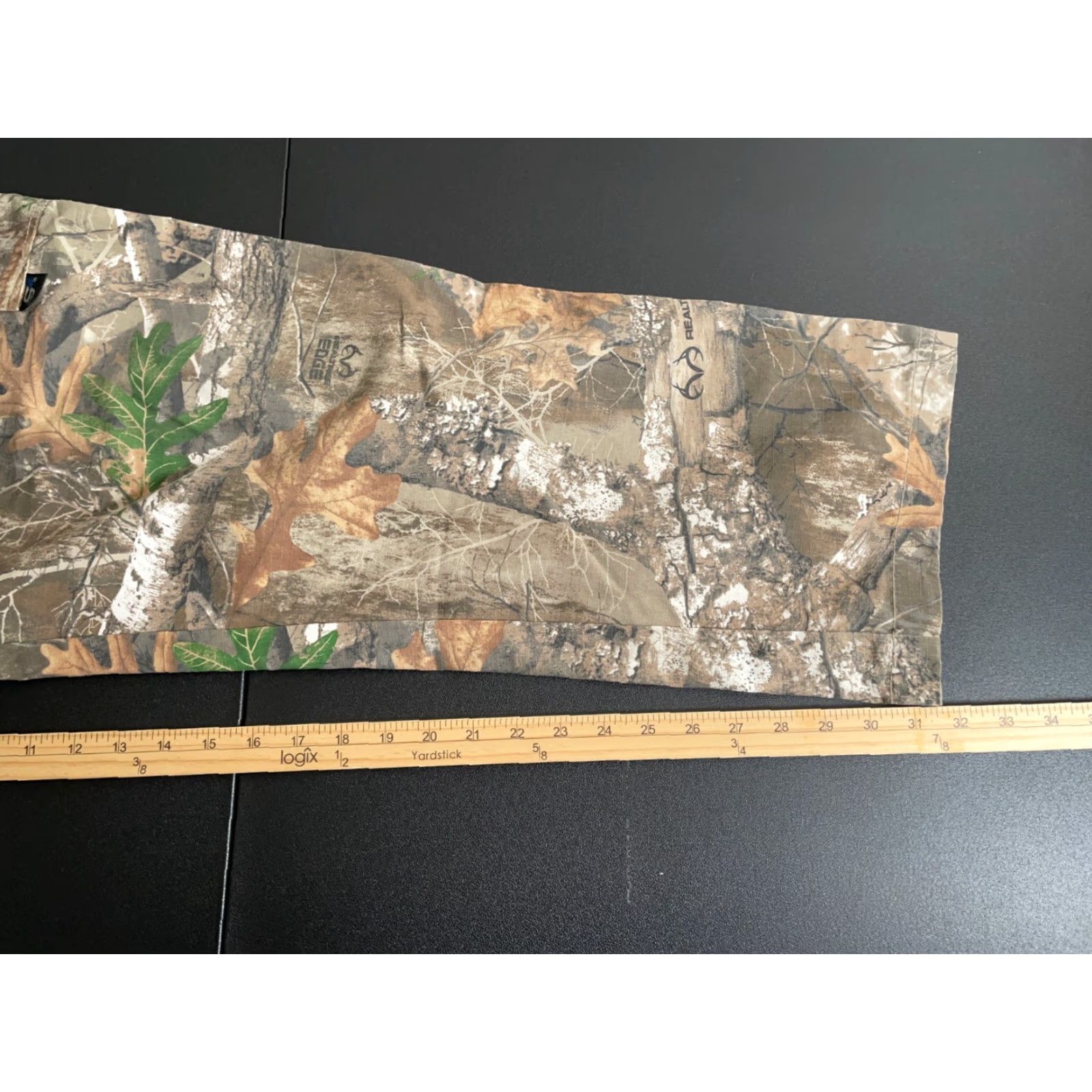 Realtree Scent Blocker Cargo Pants Men 2XL Camouflage Green Realtree Edge 90s Army Nature Flat Front Zip Fly Pockets Cotton-Blend Polyester Straight Leg Cargo Size US 41 - 7 Thumbnail